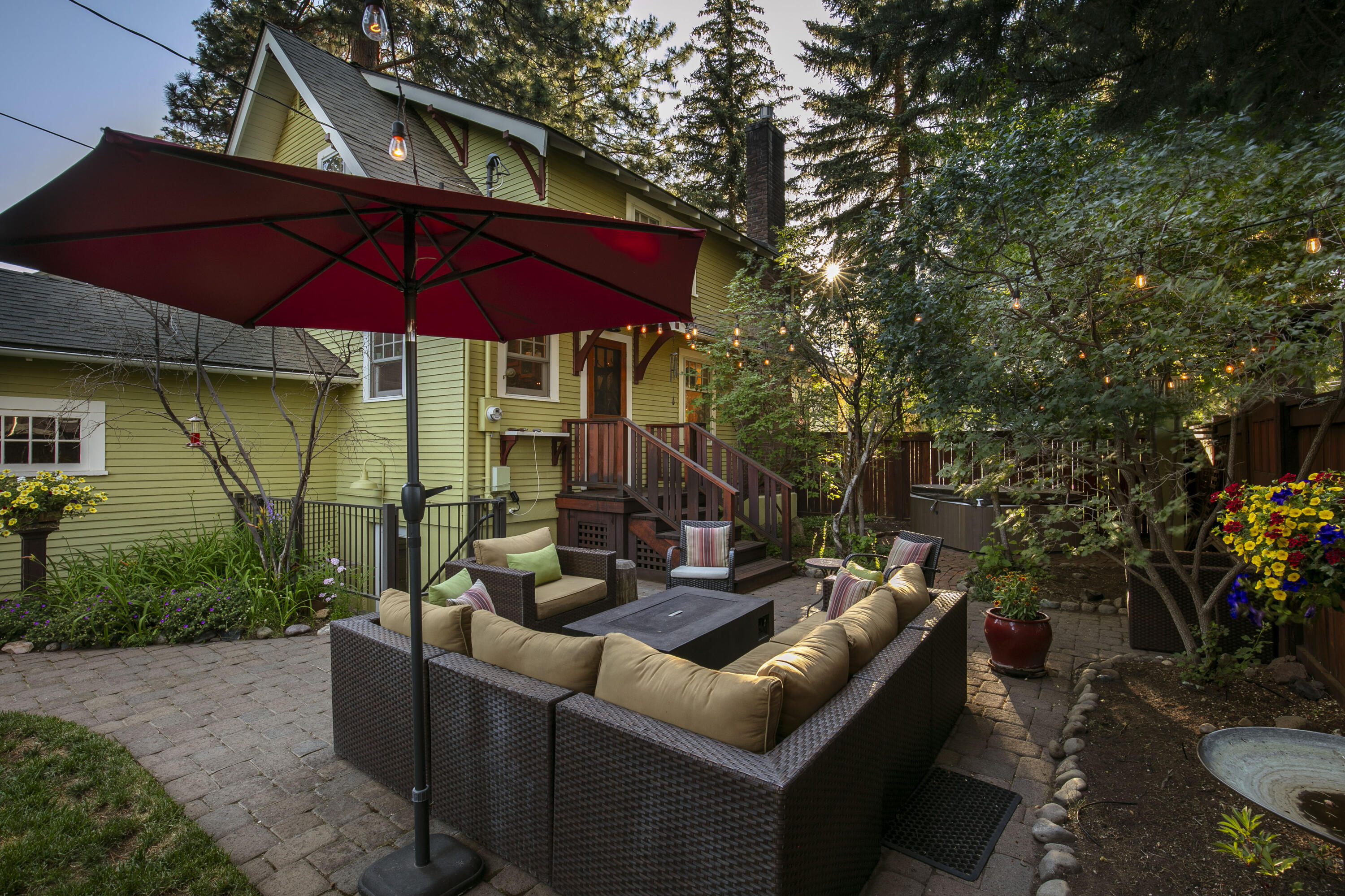 1374 NW Columbia Street