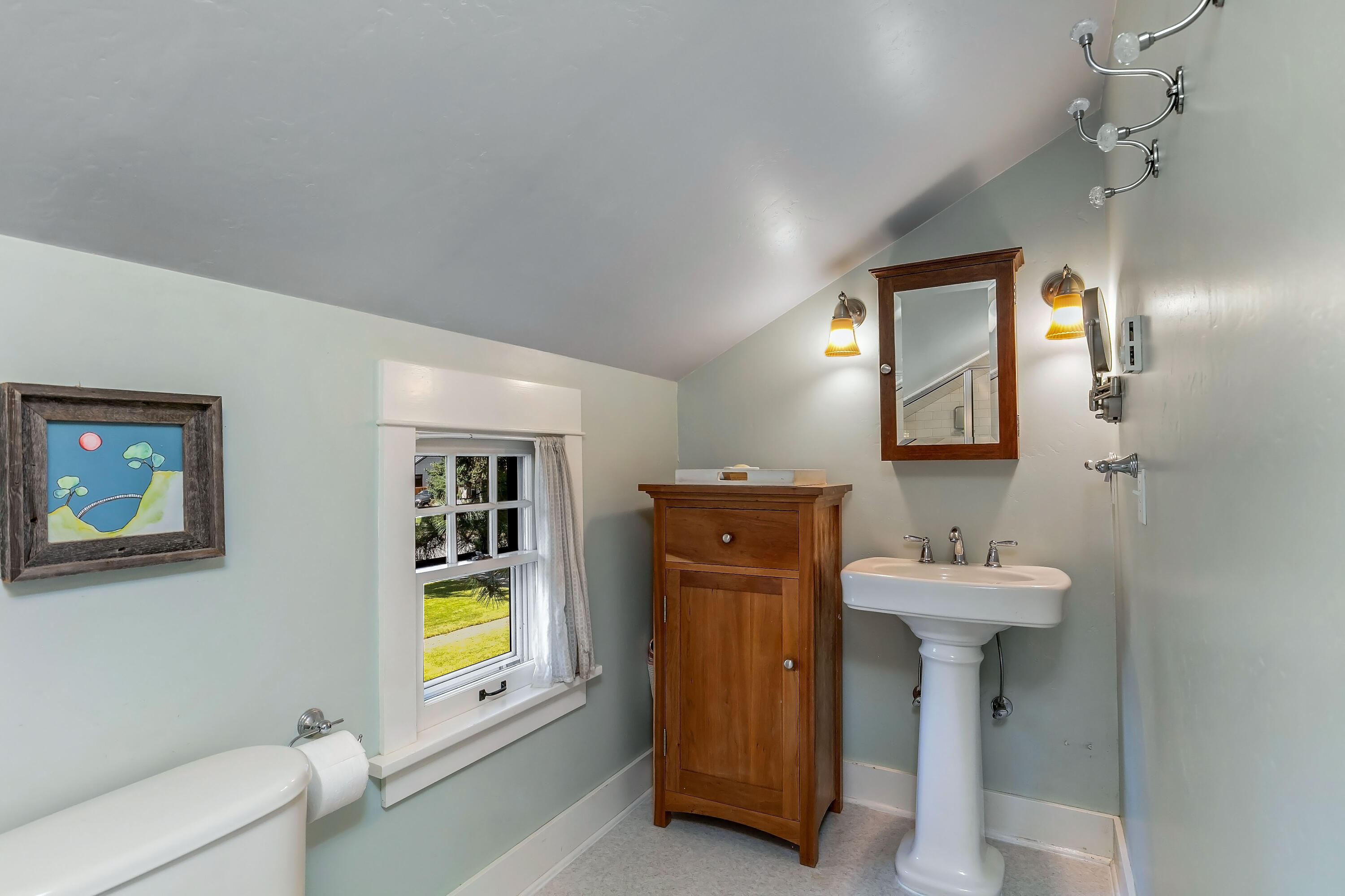 1374 NW Columbia Street