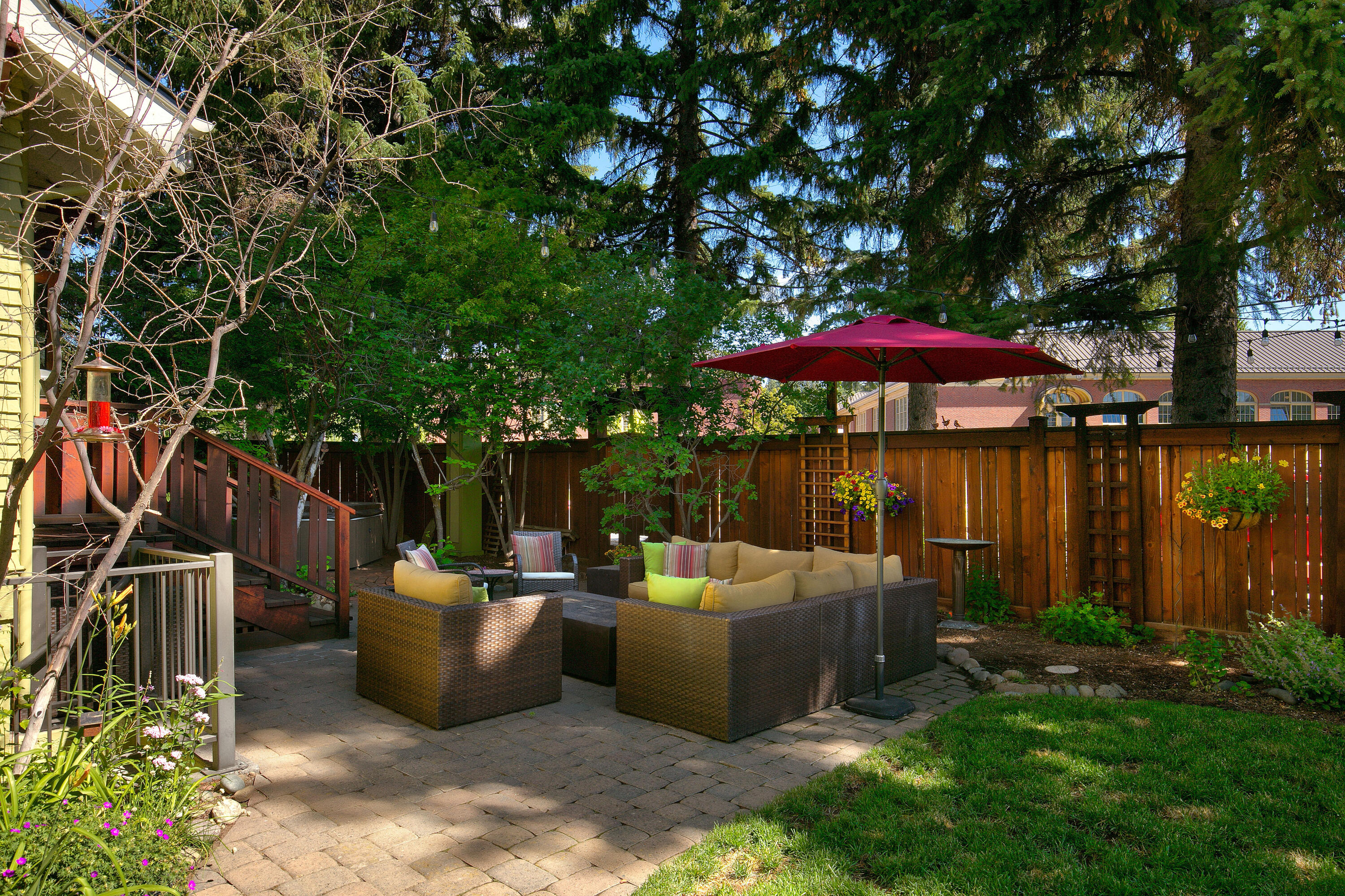 1374 NW Columbia Street