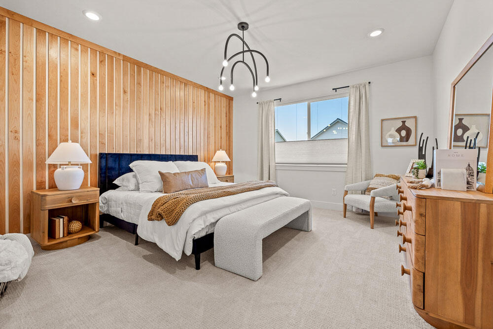 3005 NE Nipper Drive