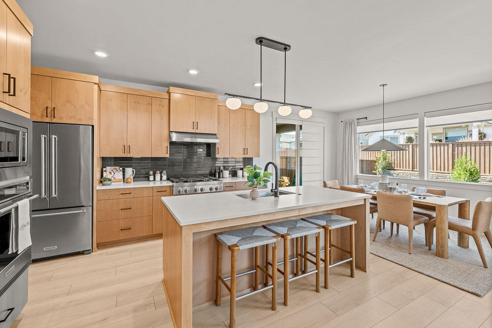 3005 NE Nipper Drive