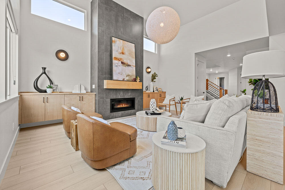 3005 NE Nipper Drive