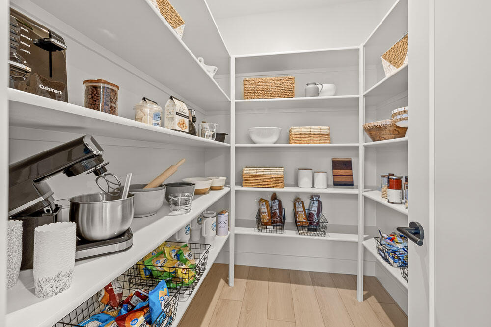 3005 NE Nipper Drive