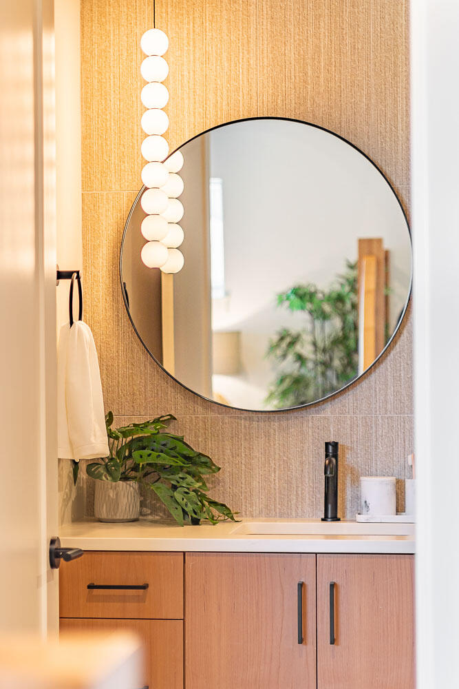 3005 NE Nipper Drive