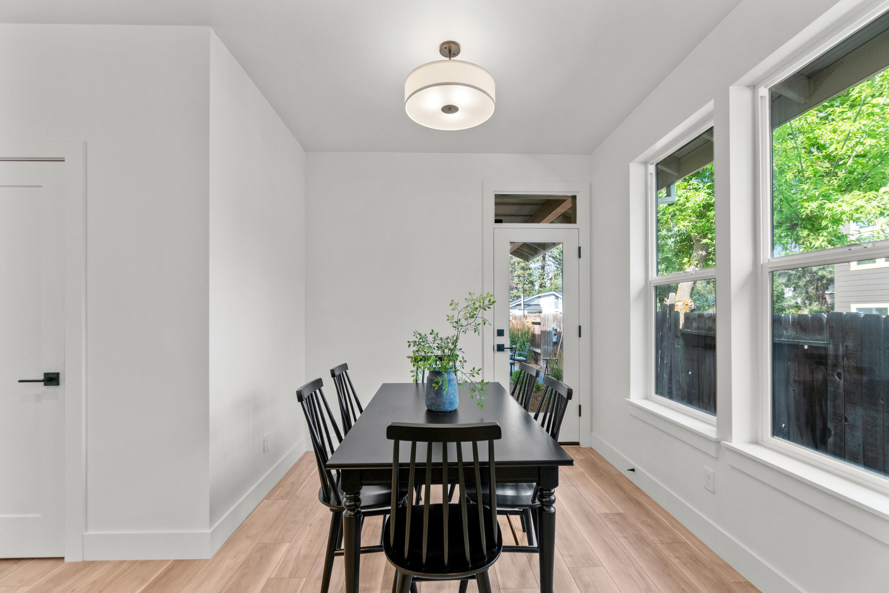 1334 NW Cumberland Avenue