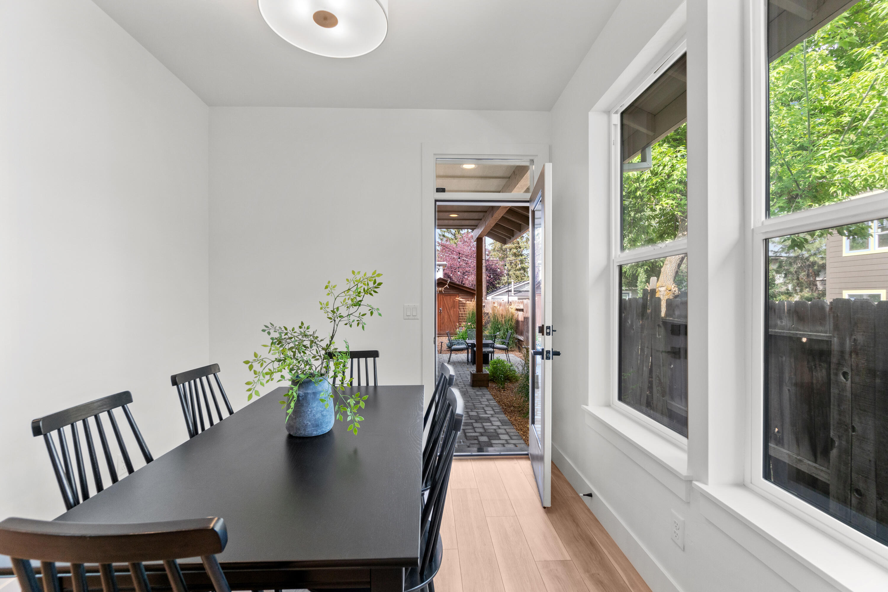 1334 NW Cumberland Avenue