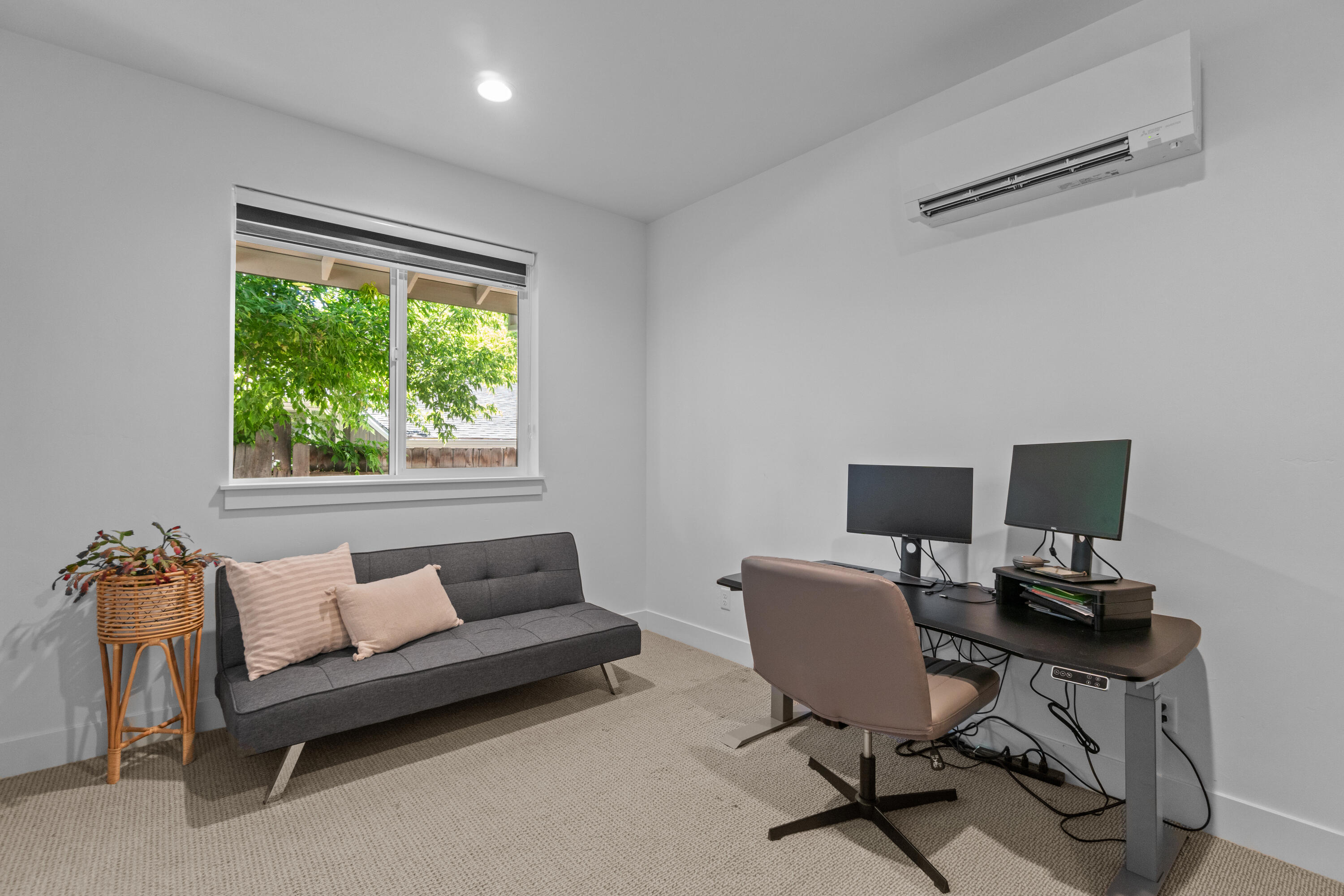 1334 NW Cumberland Avenue