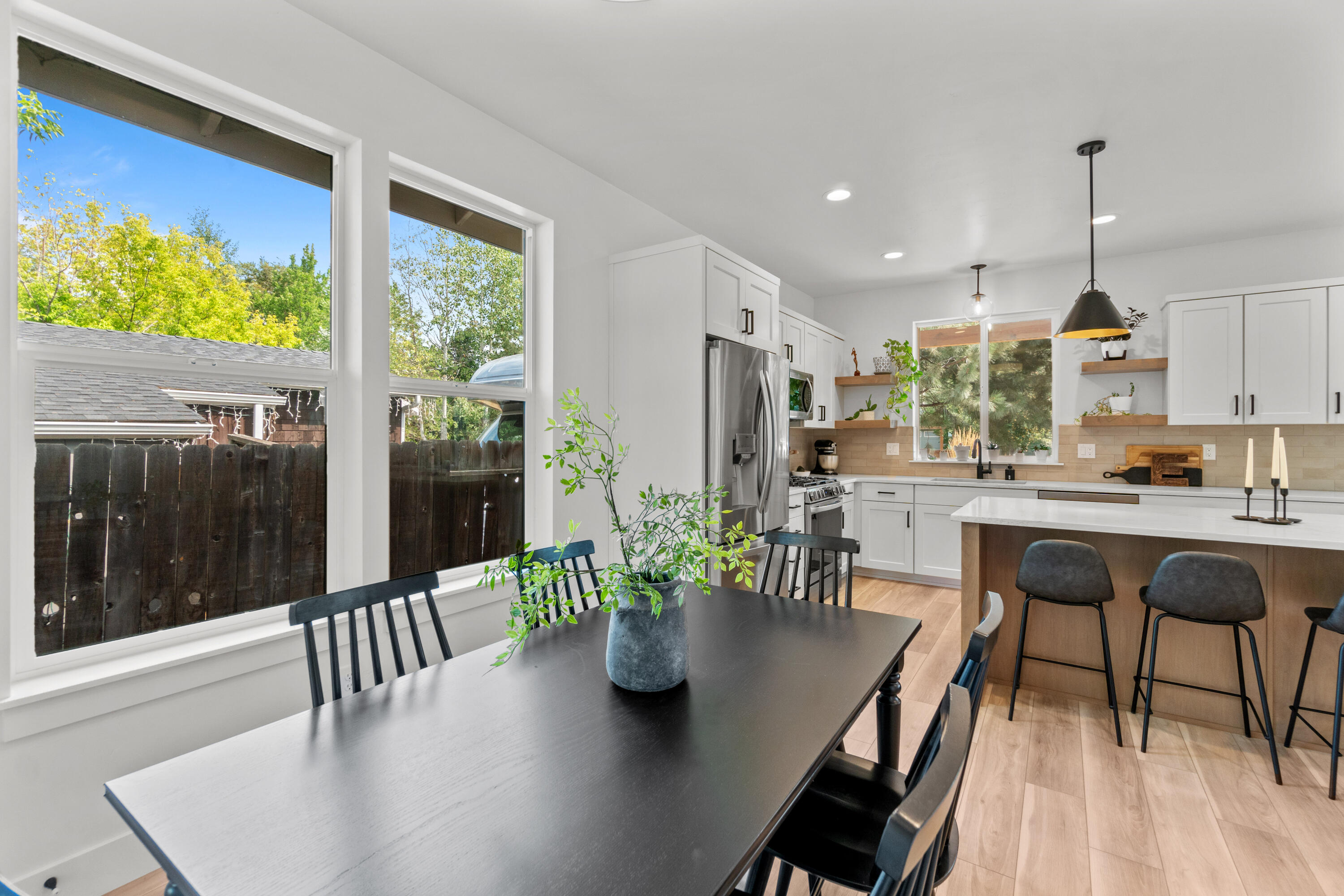 1334 NW Cumberland Avenue