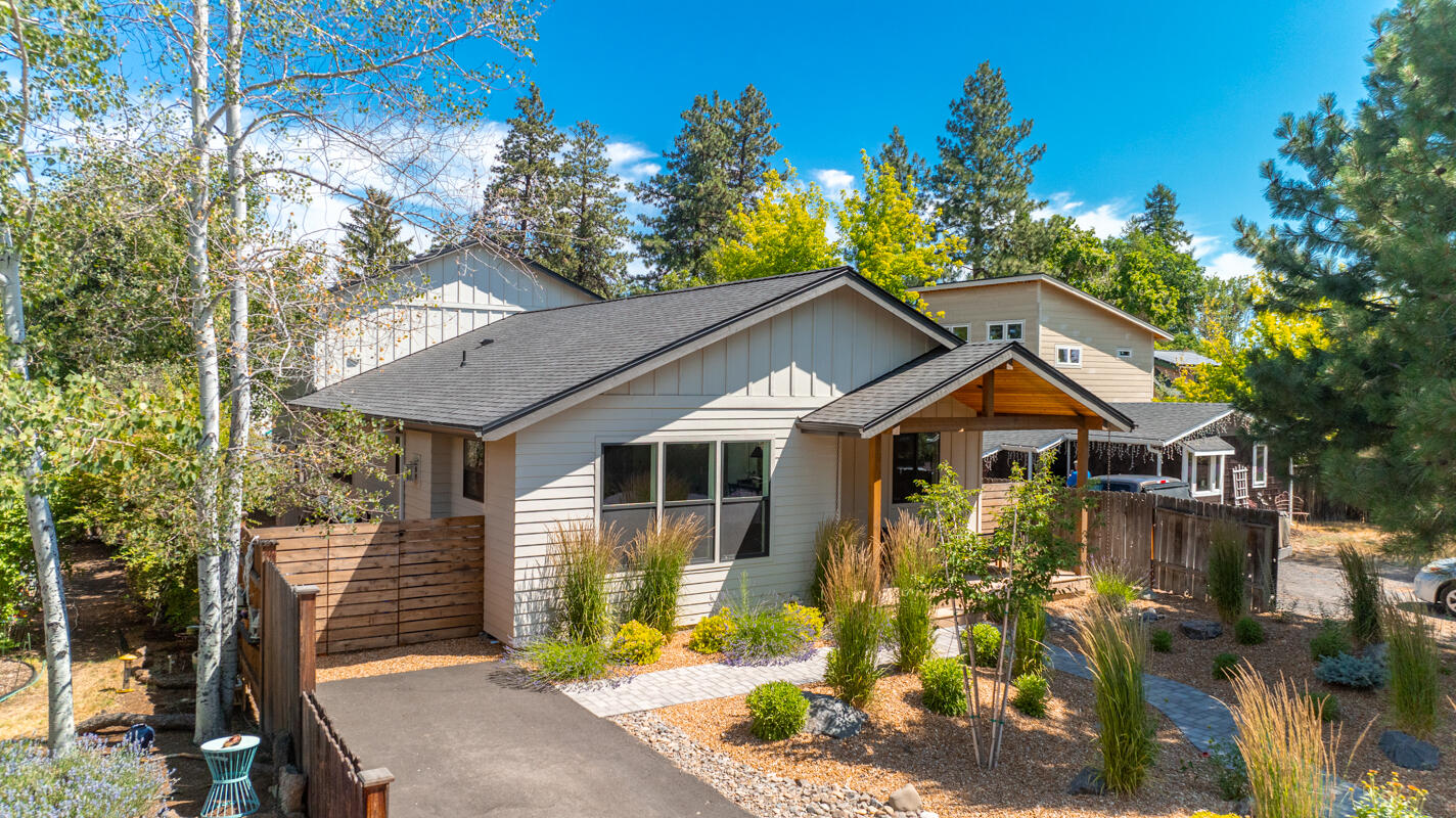 1334 NW Cumberland Avenue