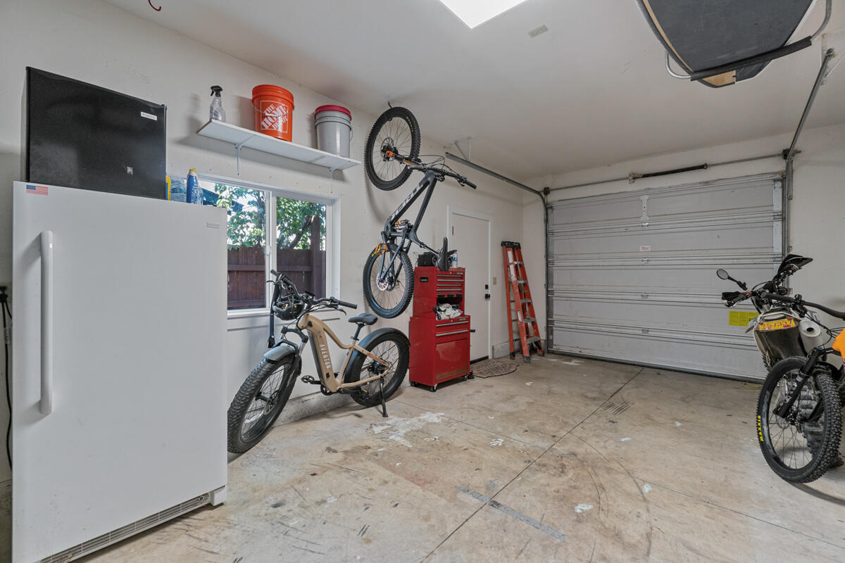 1334 NW Cumberland Avenue