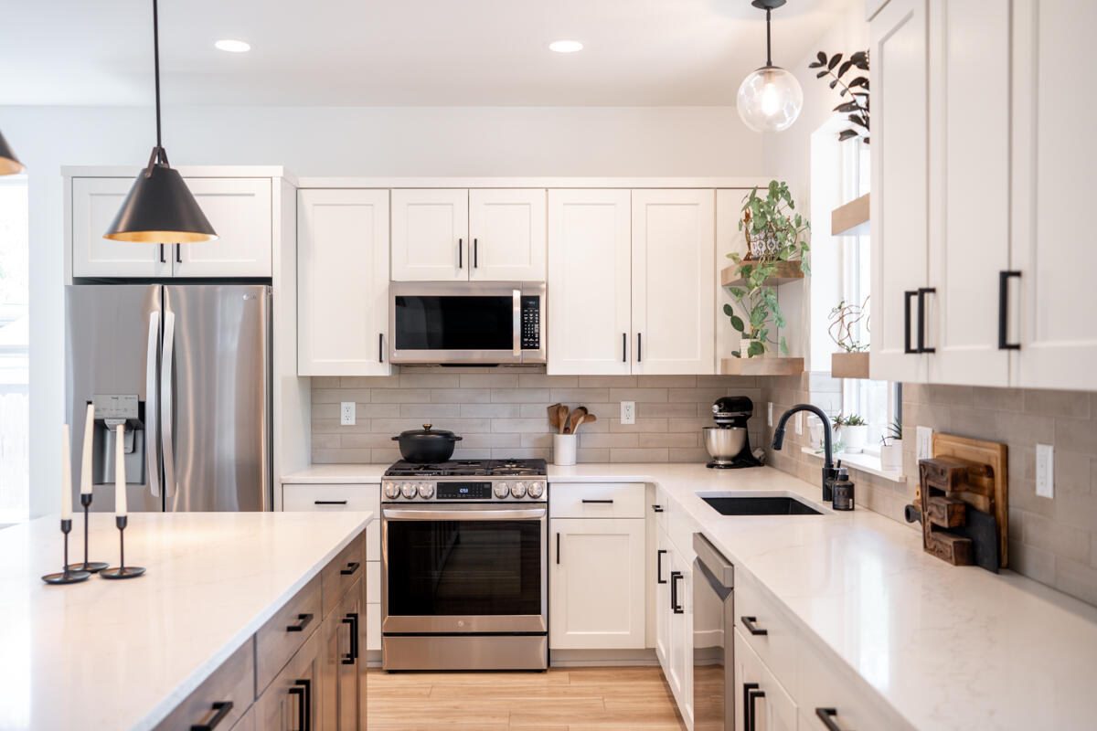 1334 NW Cumberland Avenue