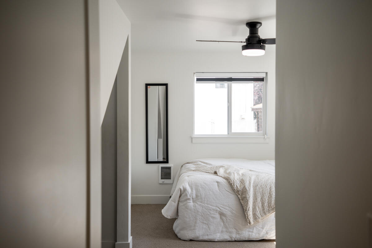 1334 NW Cumberland Avenue