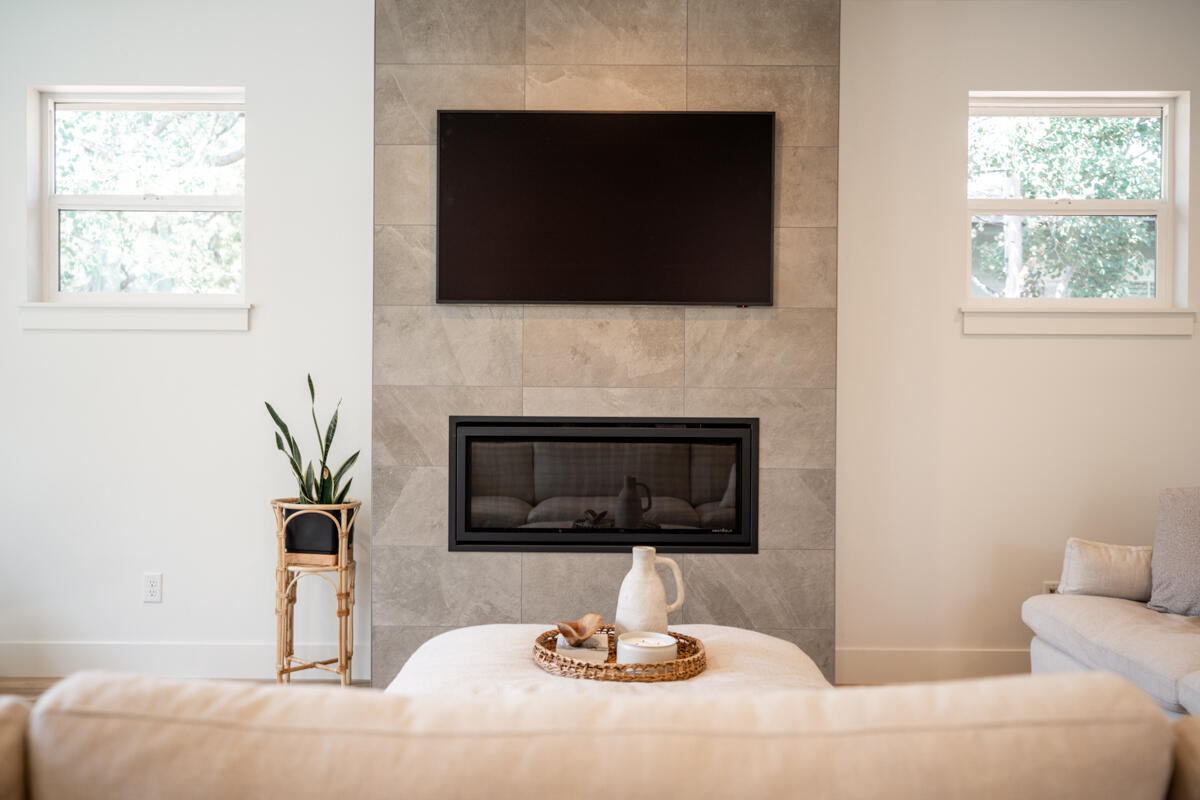 1334 NW Cumberland Avenue