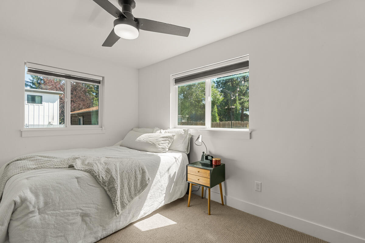 1334 NW Cumberland Avenue