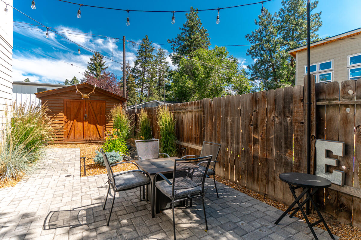 1334 NW Cumberland Avenue