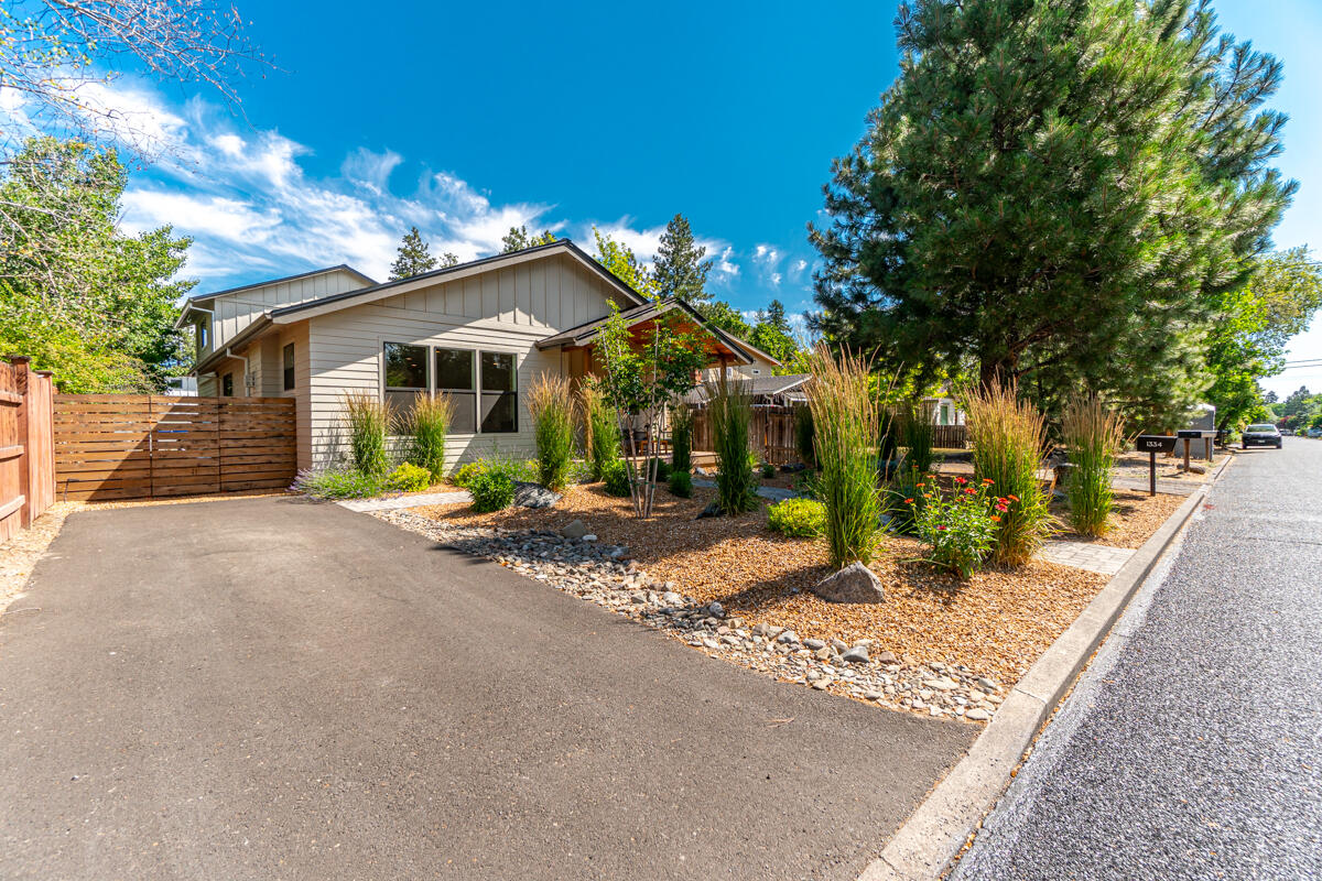 1334 NW Cumberland Avenue