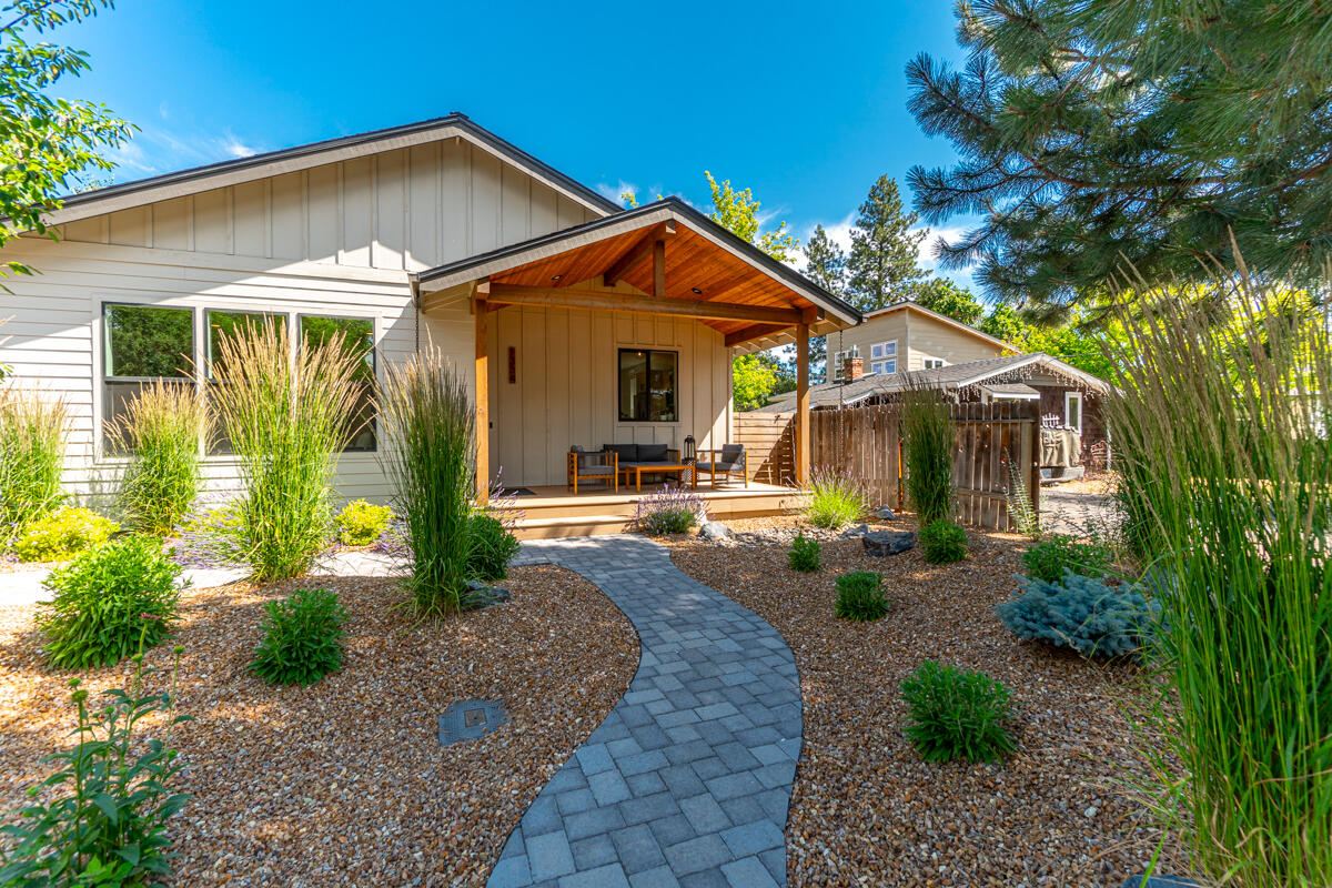 1334 NW Cumberland Avenue