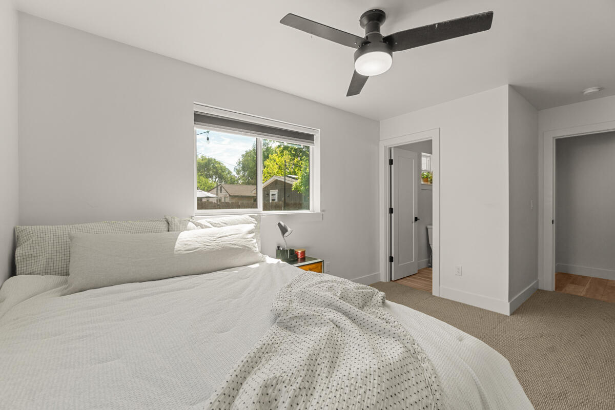 1334 NW Cumberland Avenue