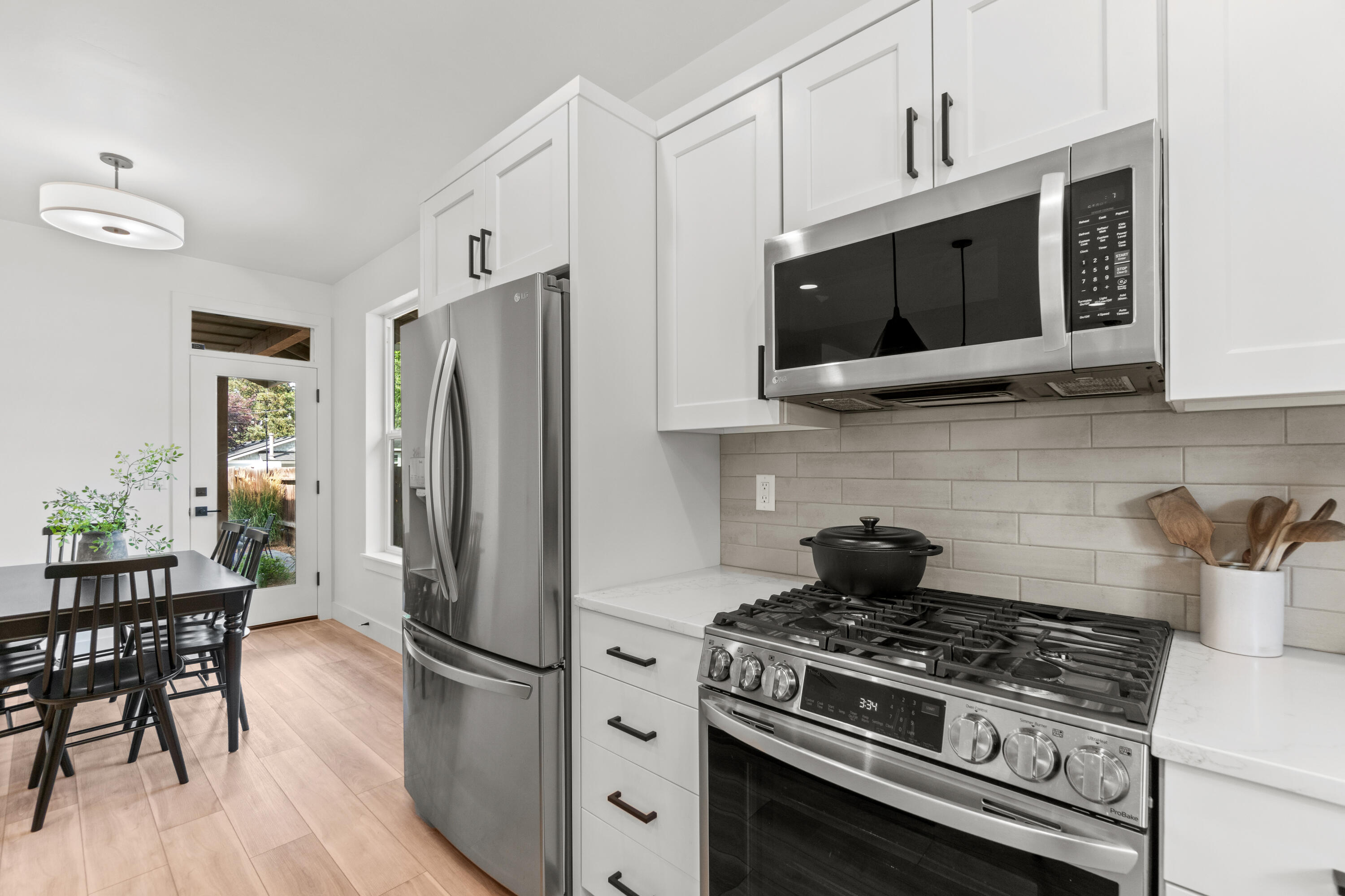 1334 NW Cumberland Avenue