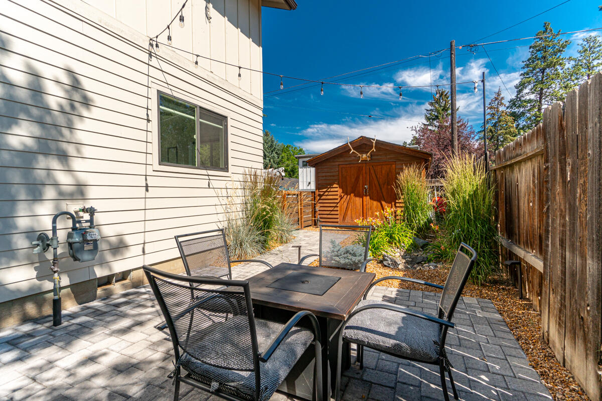 1334 NW Cumberland Avenue