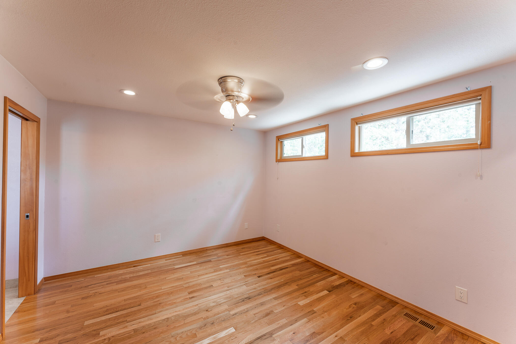 20868 SE King Hezekiah Way