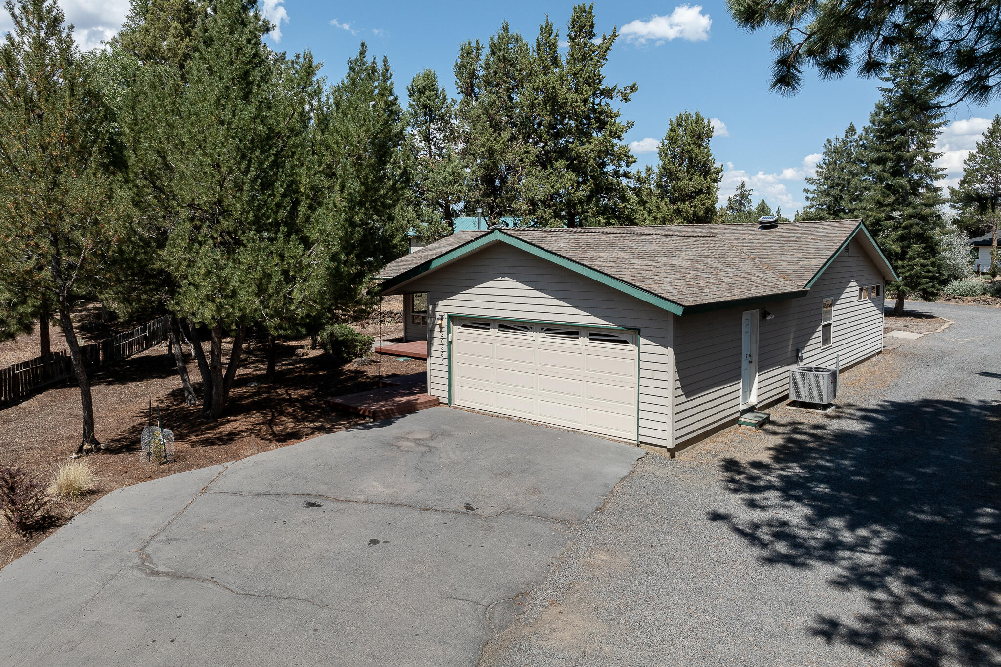 20868 SE King Hezekiah Way