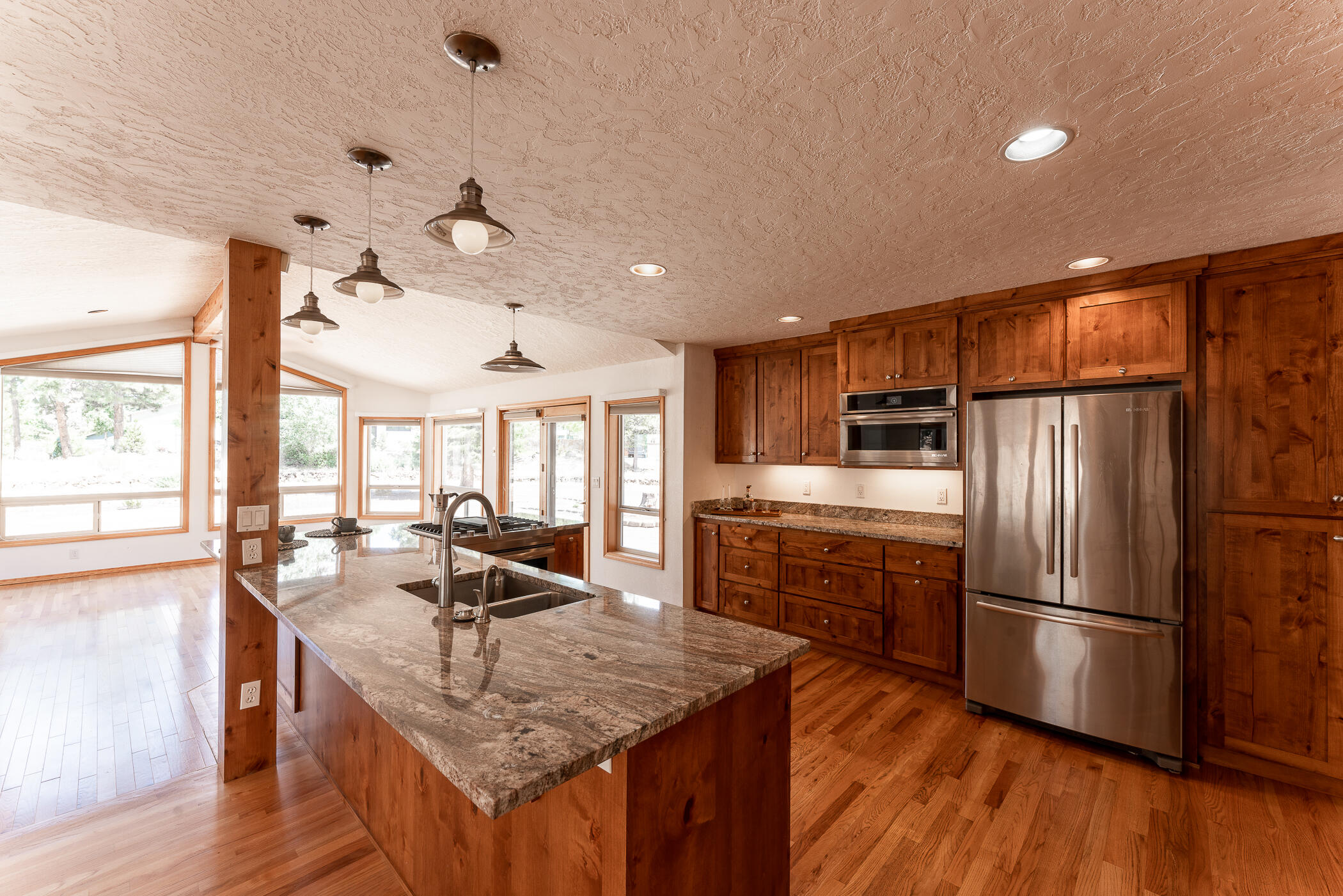 20868 SE King Hezekiah Way