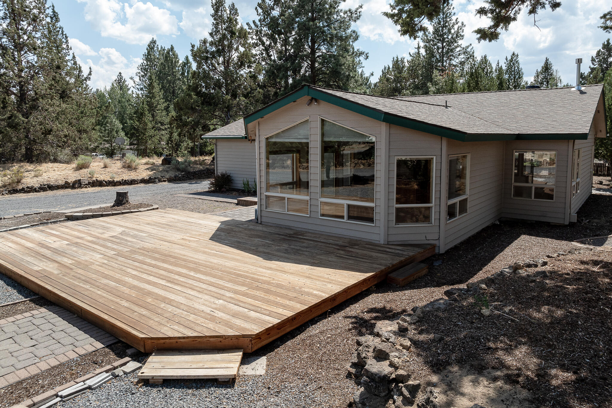 20868 SE King Hezekiah Way