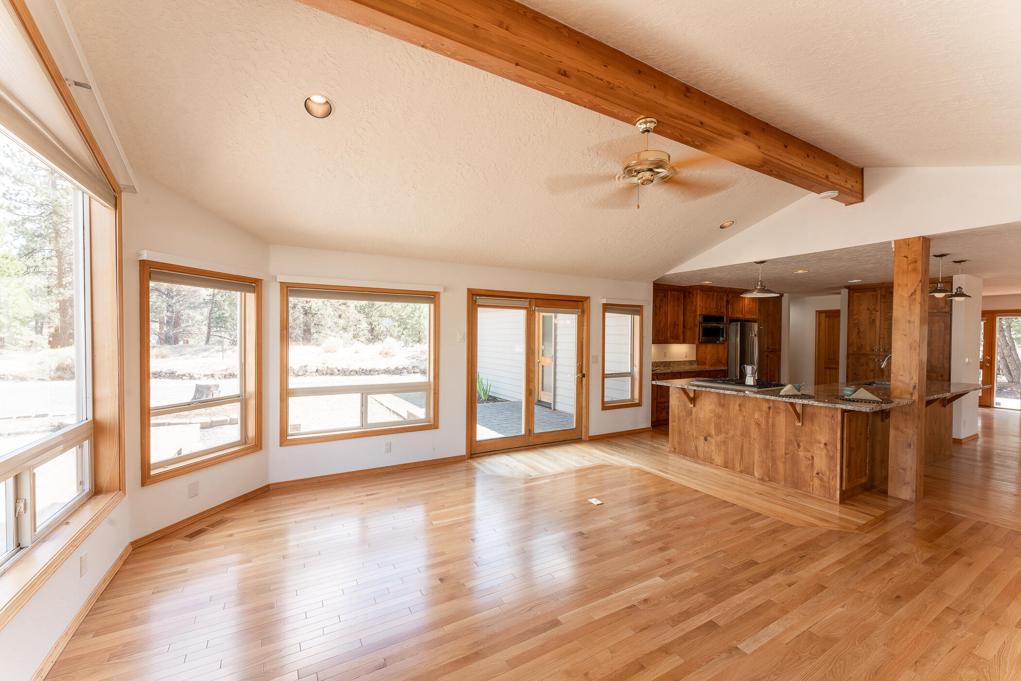 20868 SE King Hezekiah Way