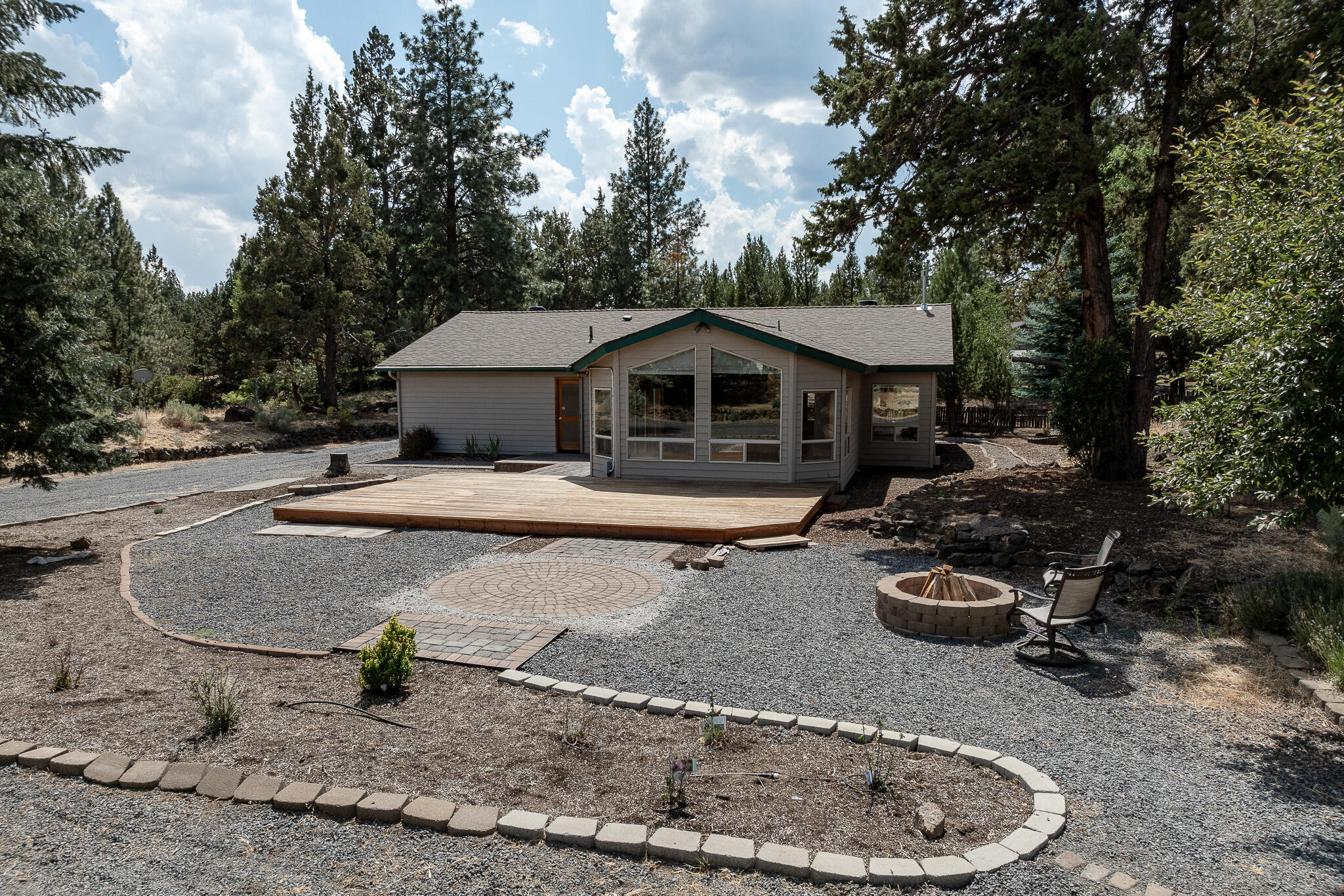 20868 SE King Hezekiah Way