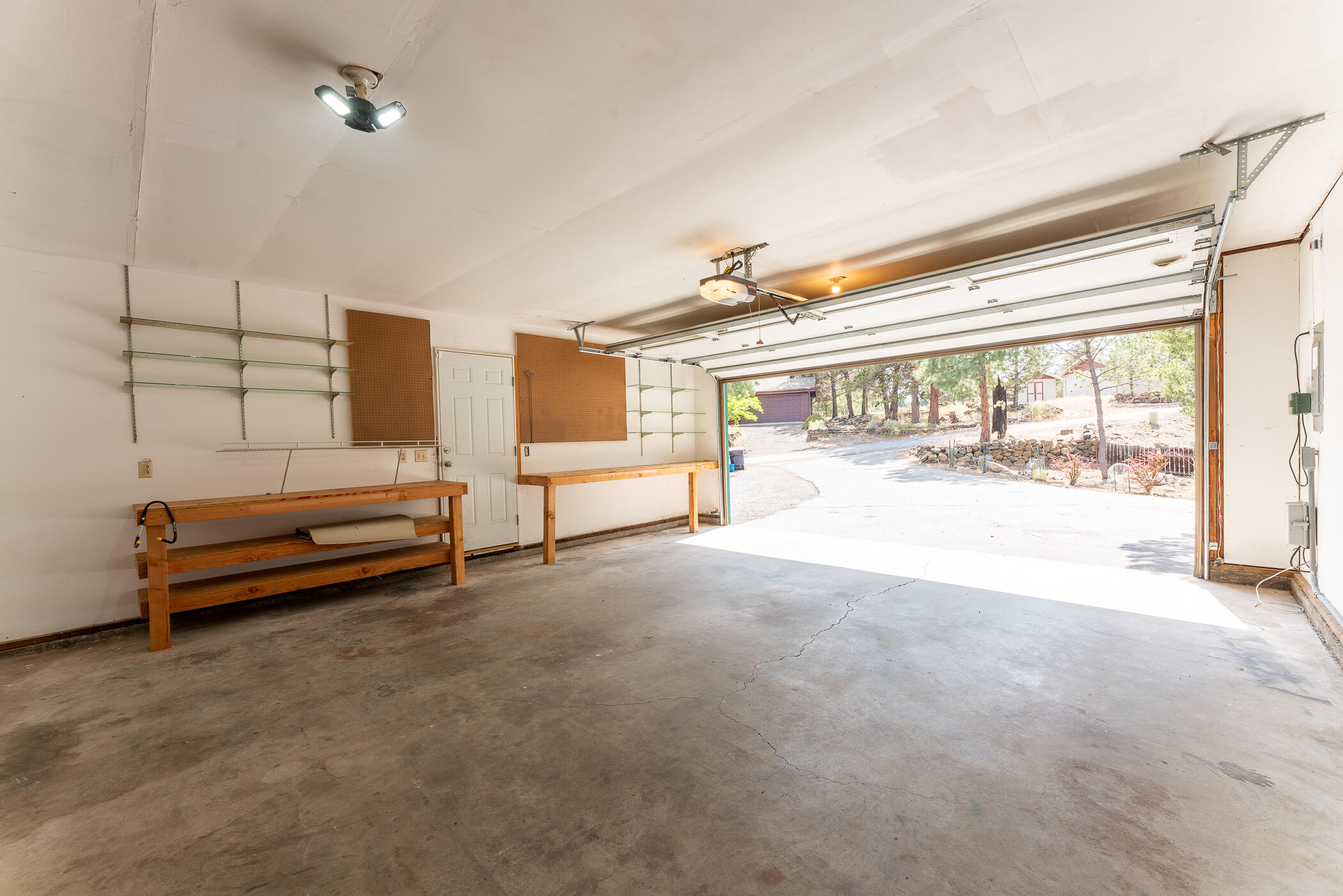 20868 SE King Hezekiah Way