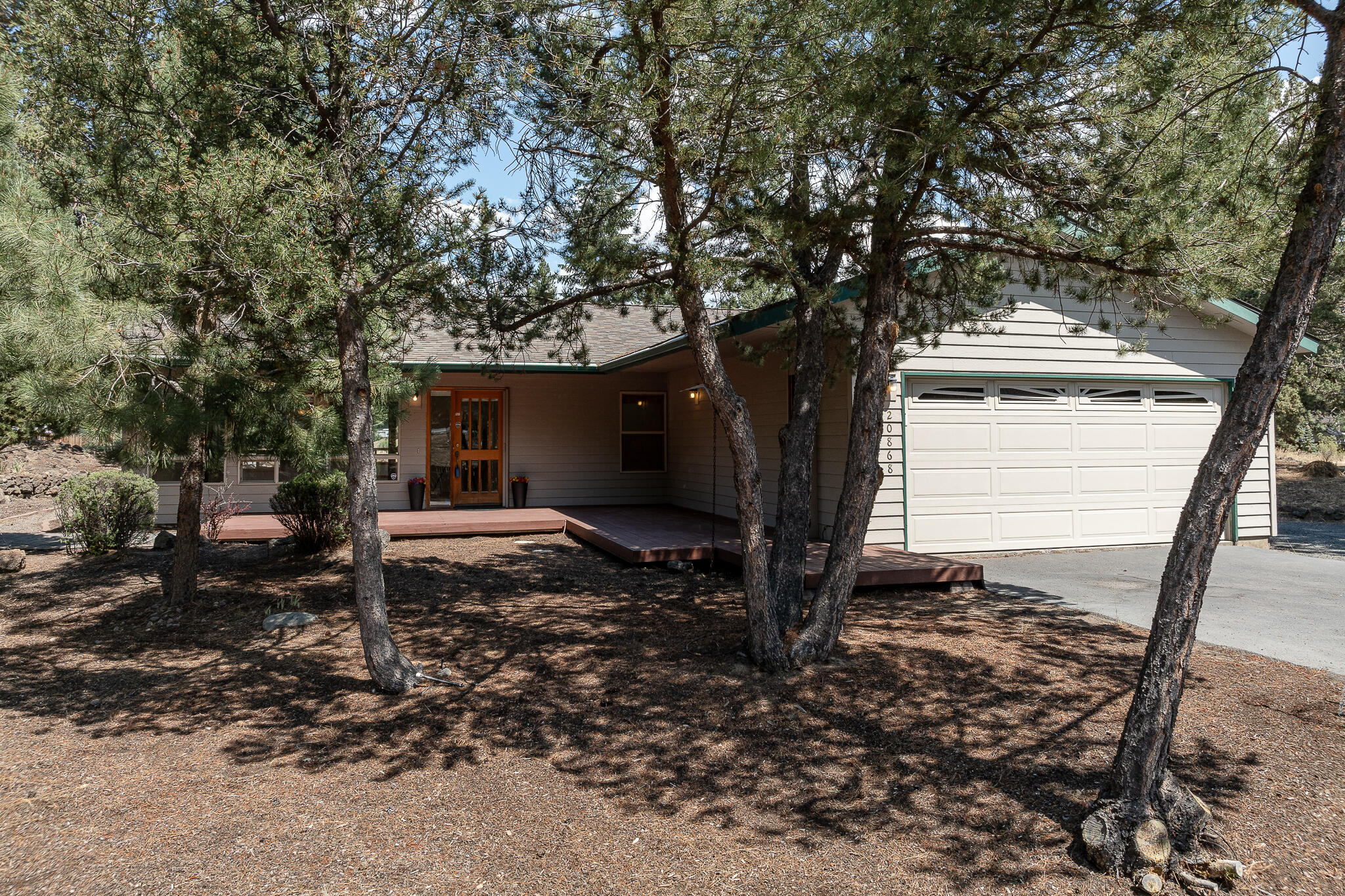 20868 SE King Hezekiah Way