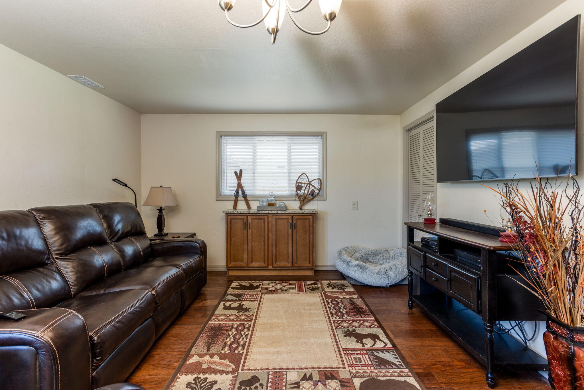 2506 SW Wickiup Avenue