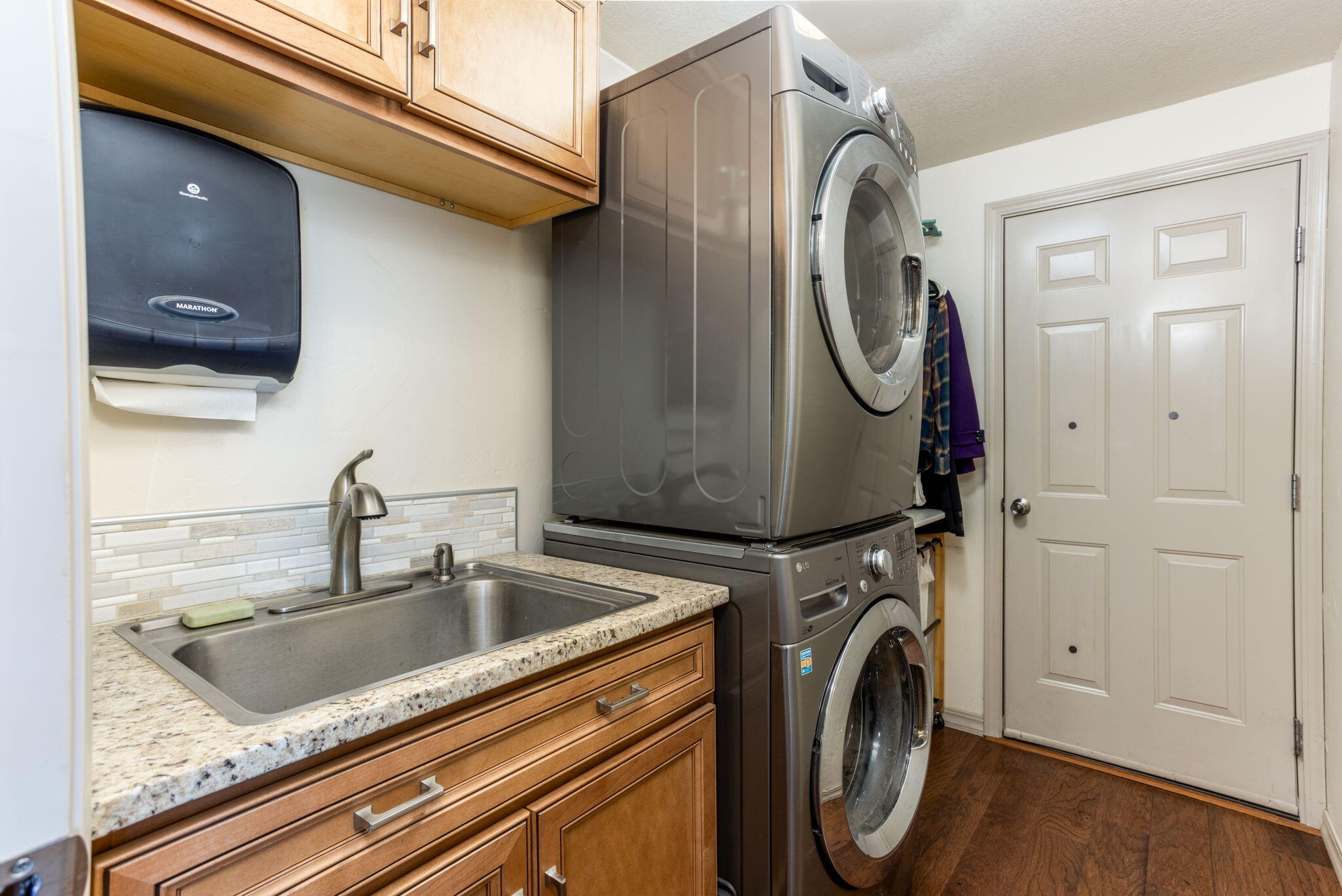 2506 SW Wickiup Avenue