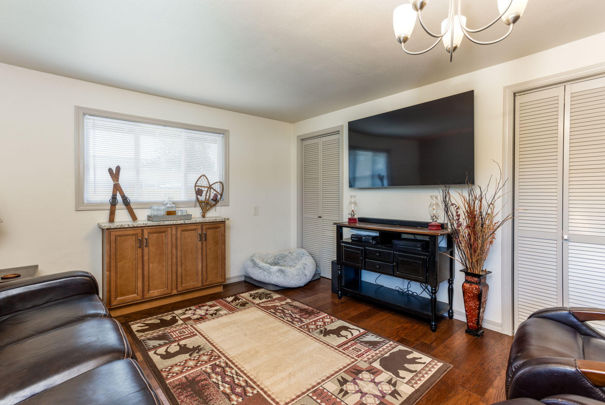 2506 SW Wickiup Avenue