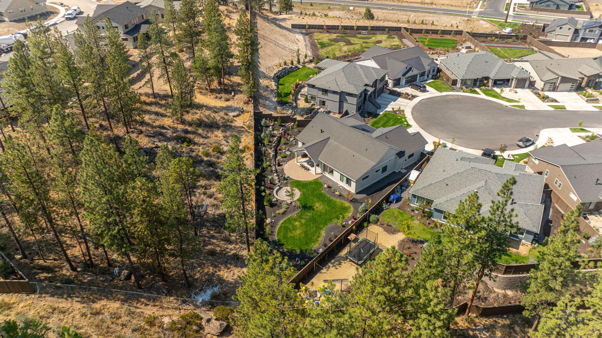 2016 NW Lobinie Court