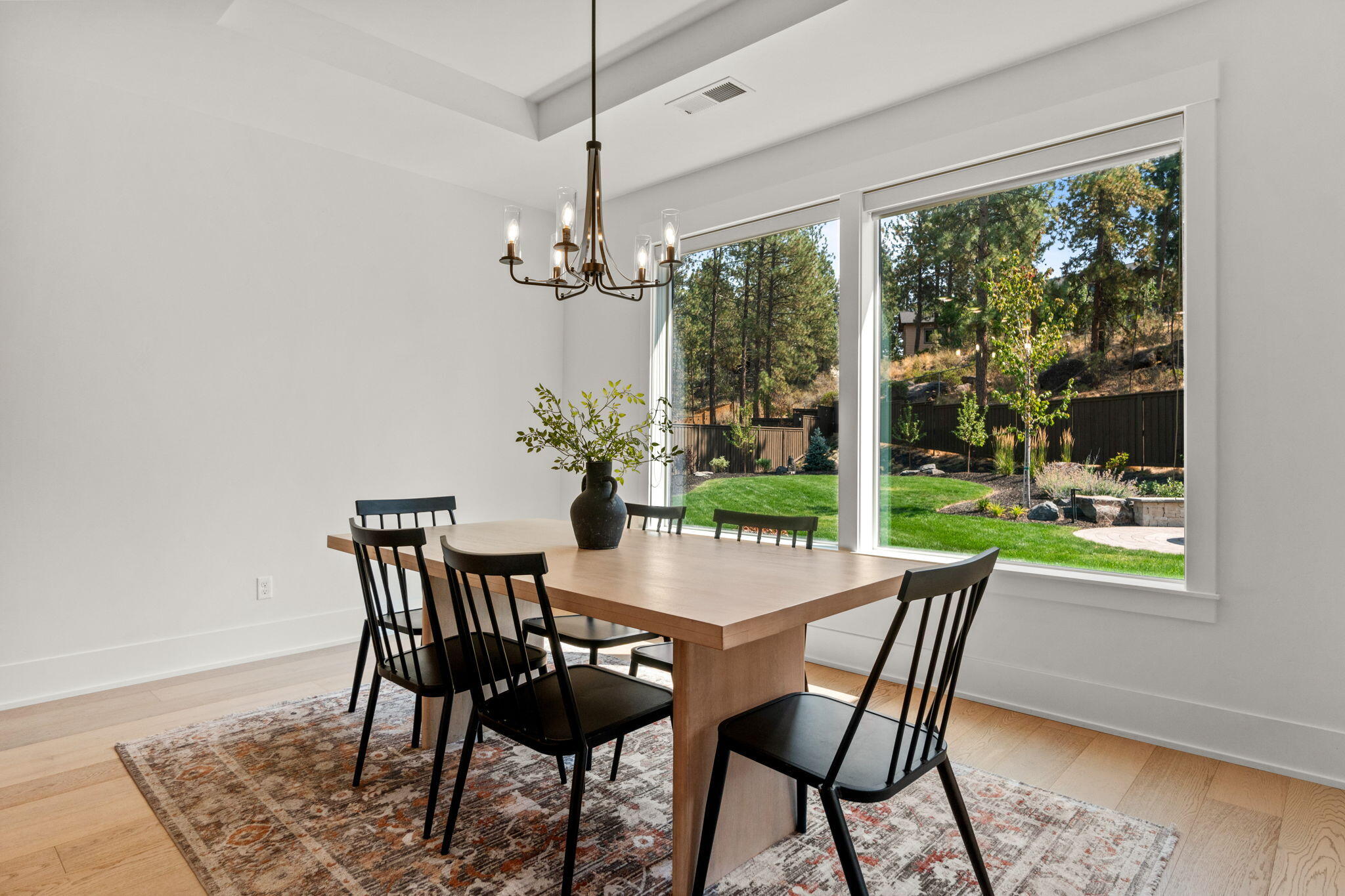 2016 NW Lobinie Court
