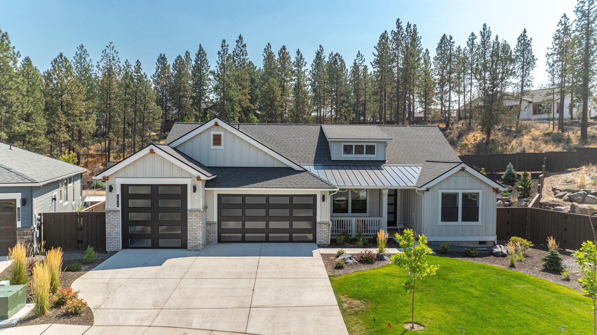 2016 NW Lobinie Court
