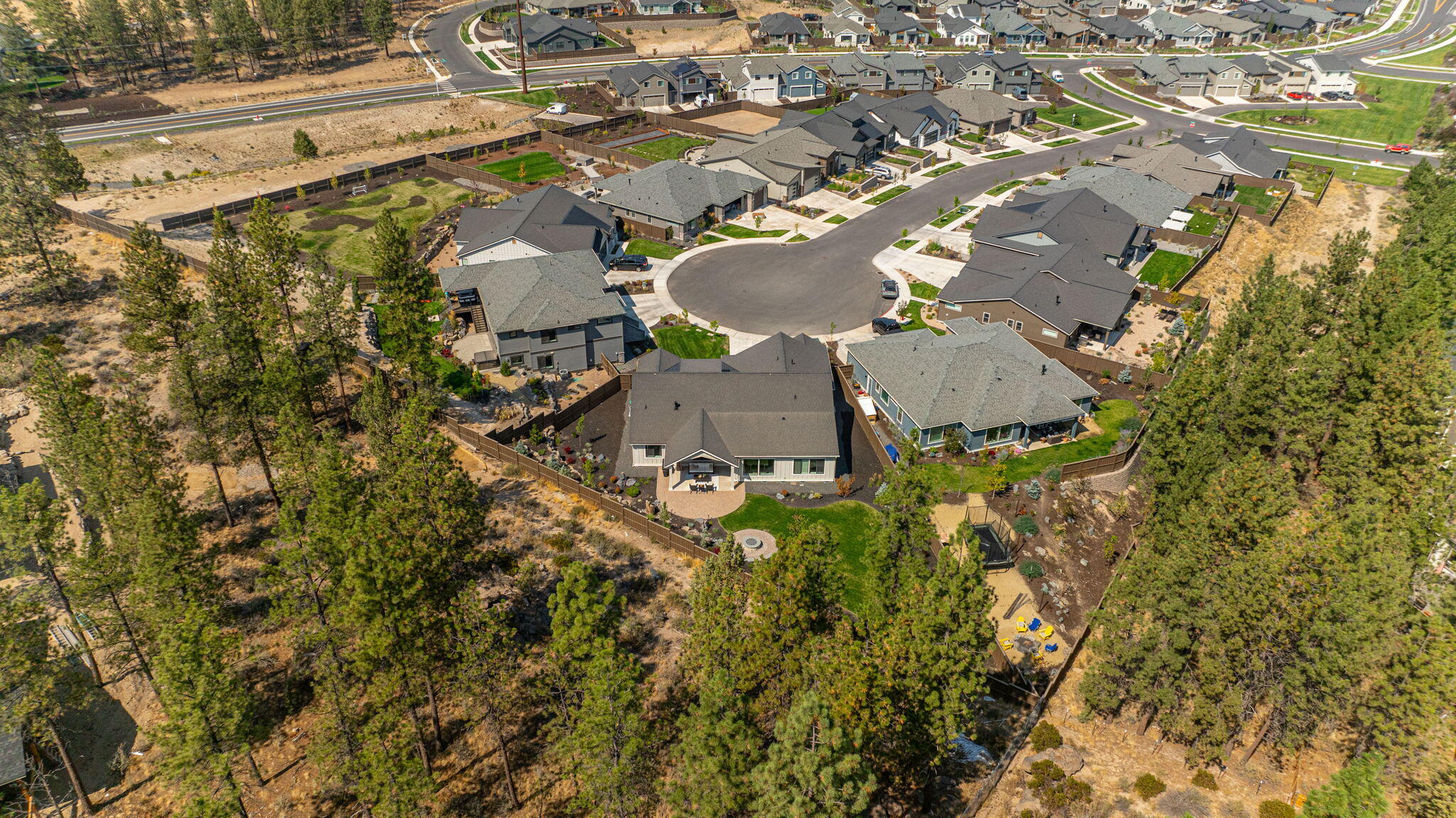 2016 NW Lobinie Court