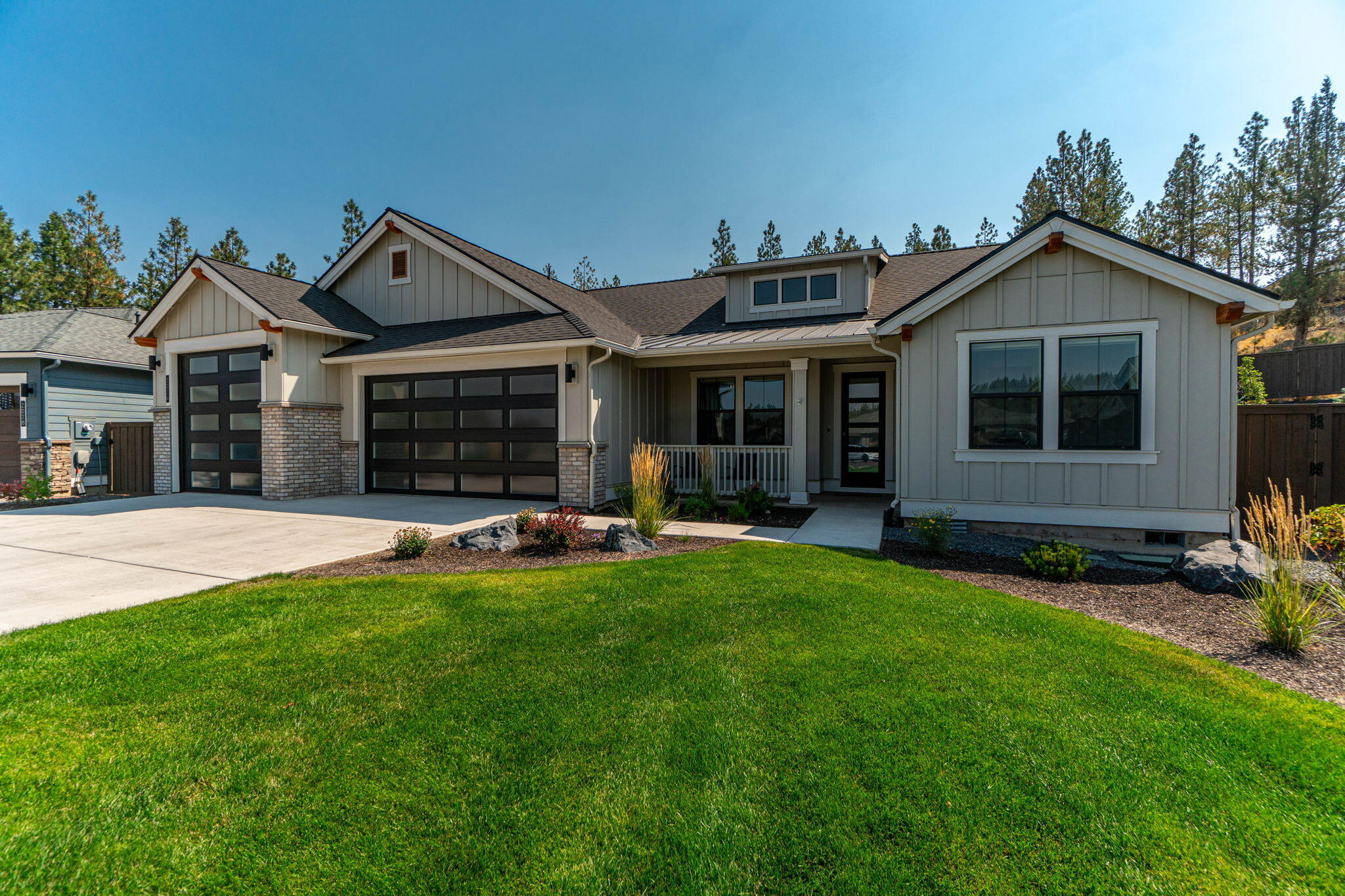 2016 NW Lobinie Court