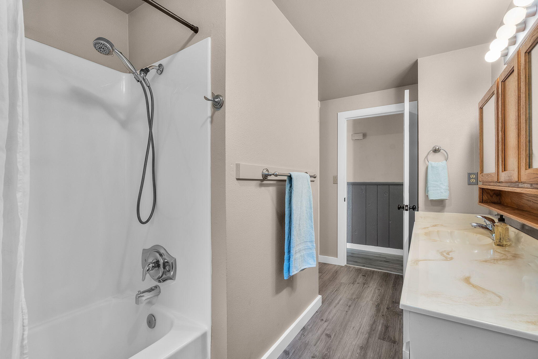 1509 NE Revere Avenue