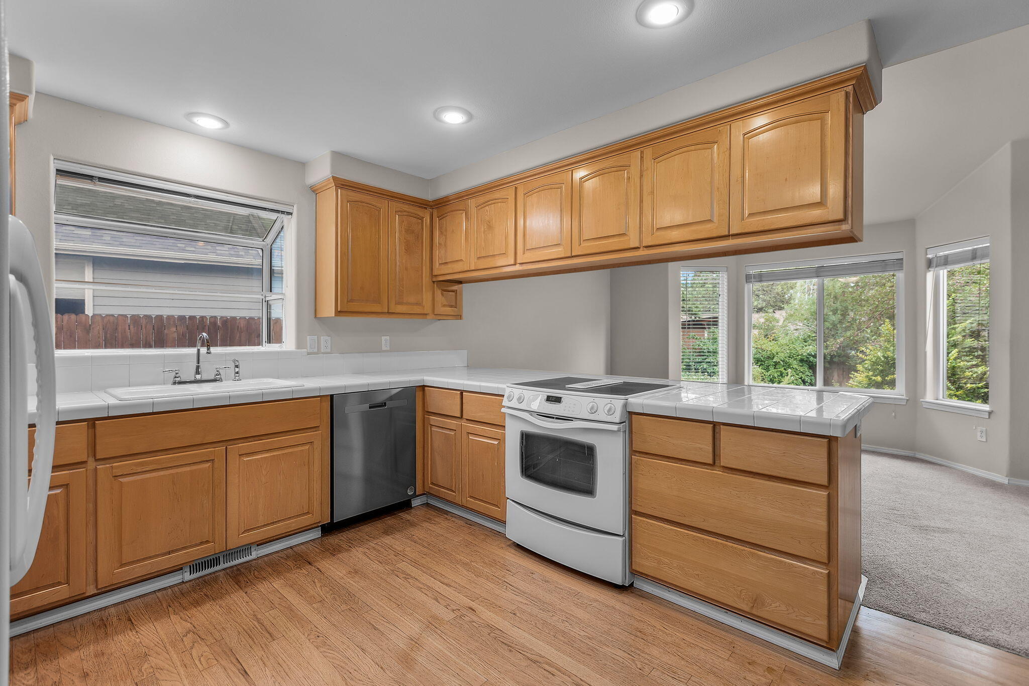 1932 SE Fairwood Drive