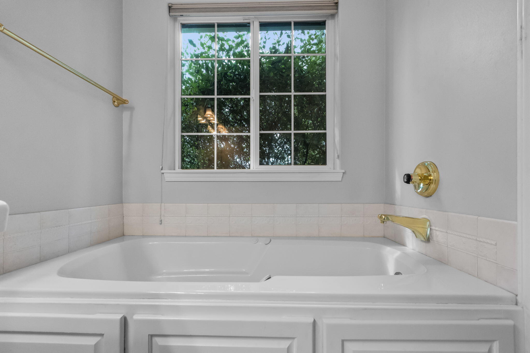 1932 SE Fairwood Drive