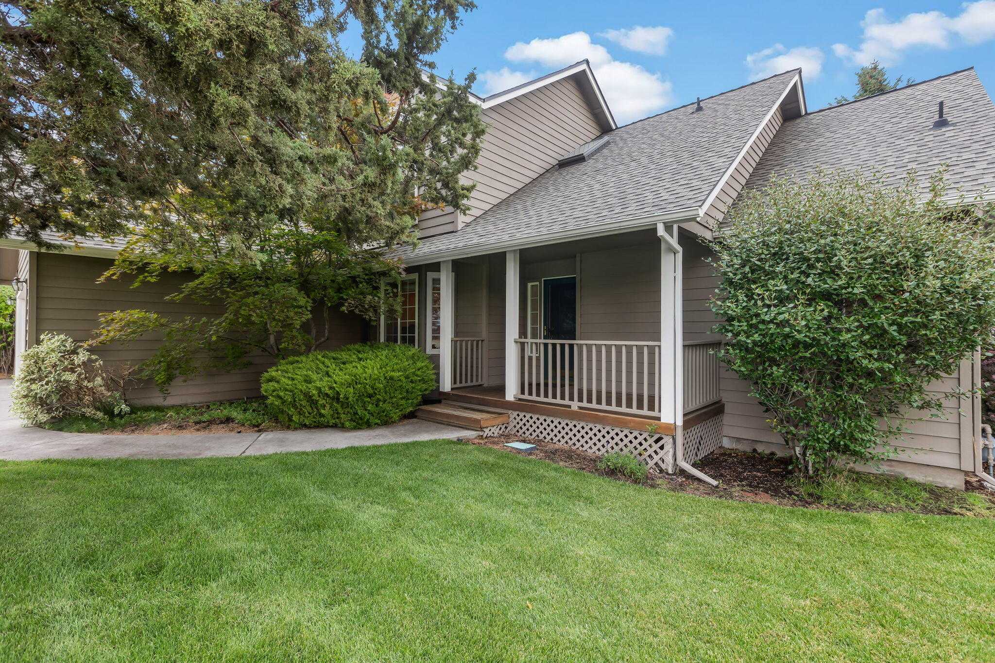 1932 SE Fairwood Drive