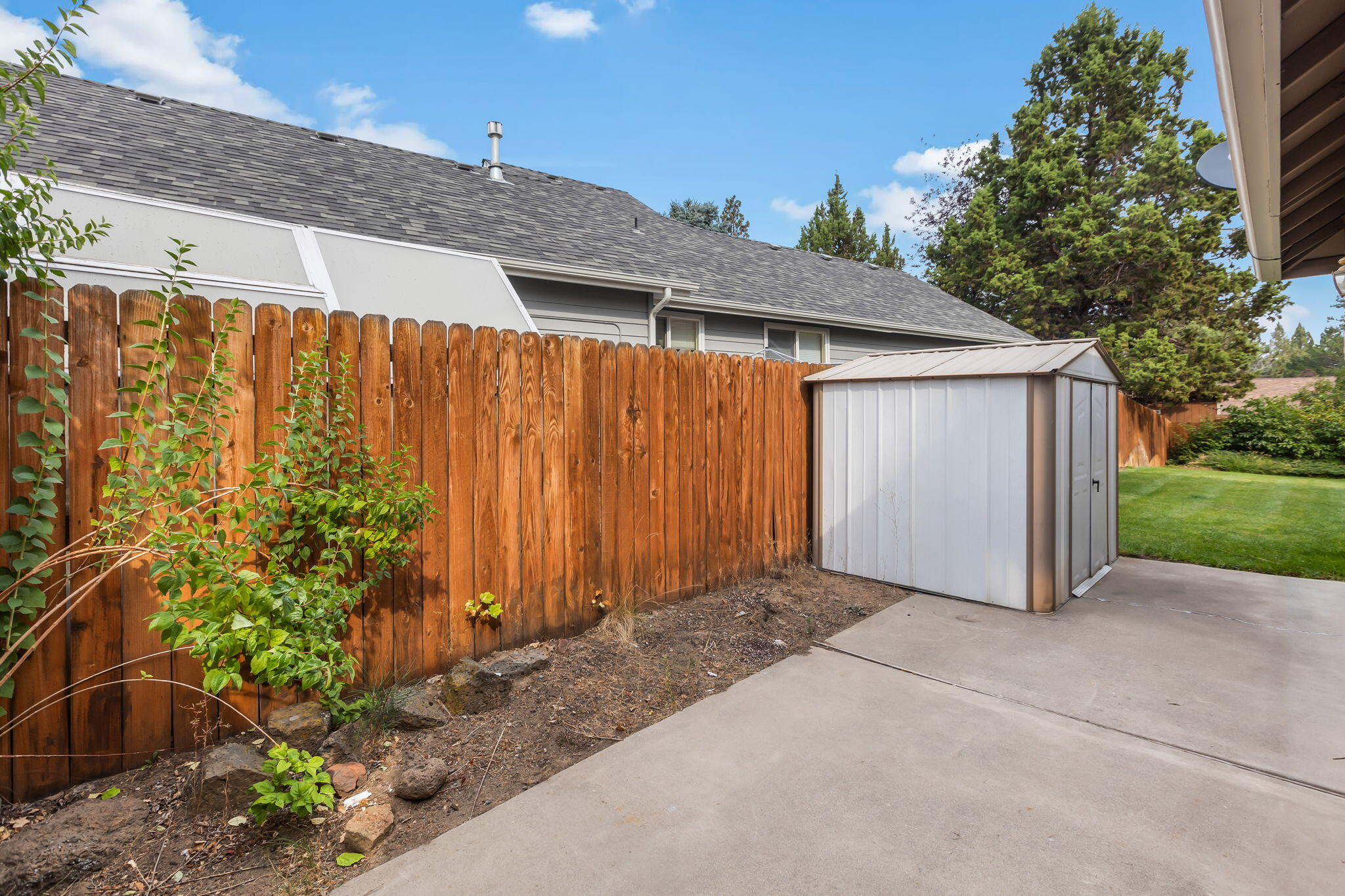 1932 SE Fairwood Drive