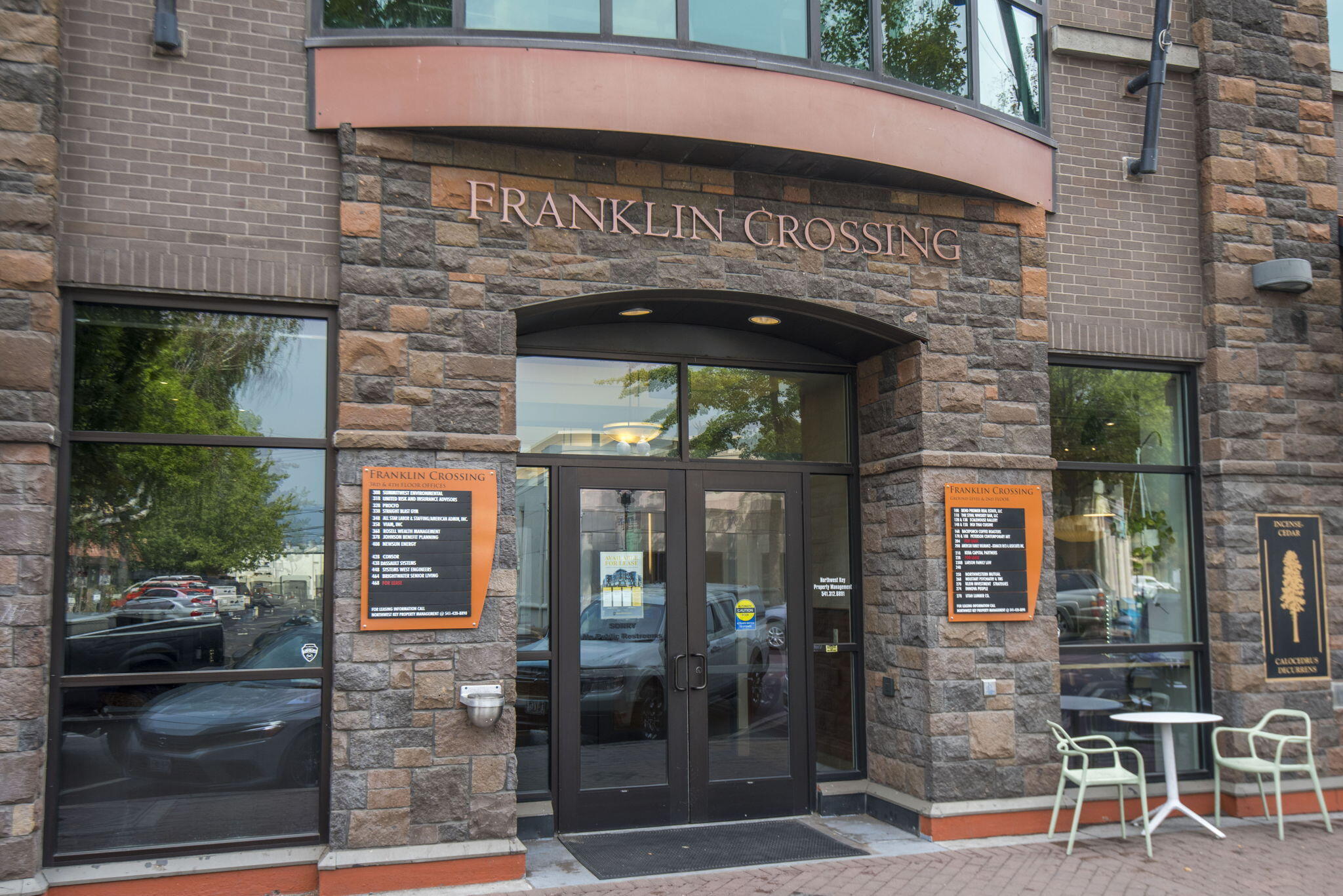 550 NW Franklin Avenue Unit: 6
