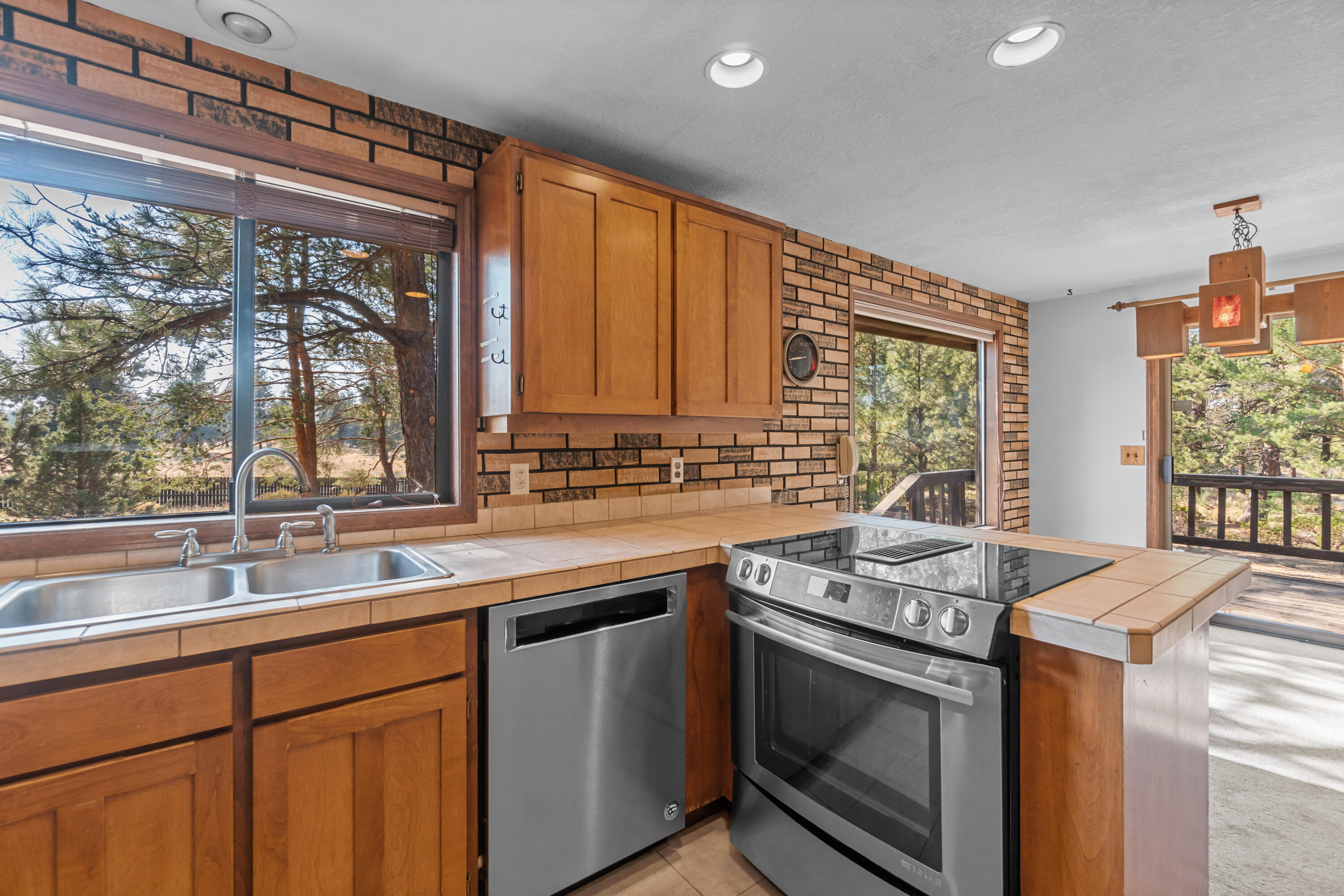 60587 Mayberry Court