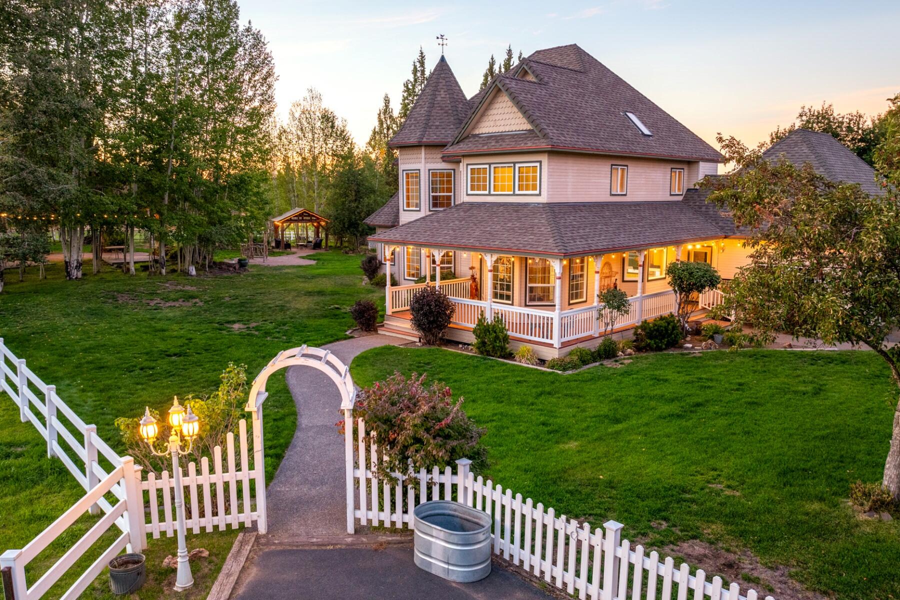 22122 Neff Road