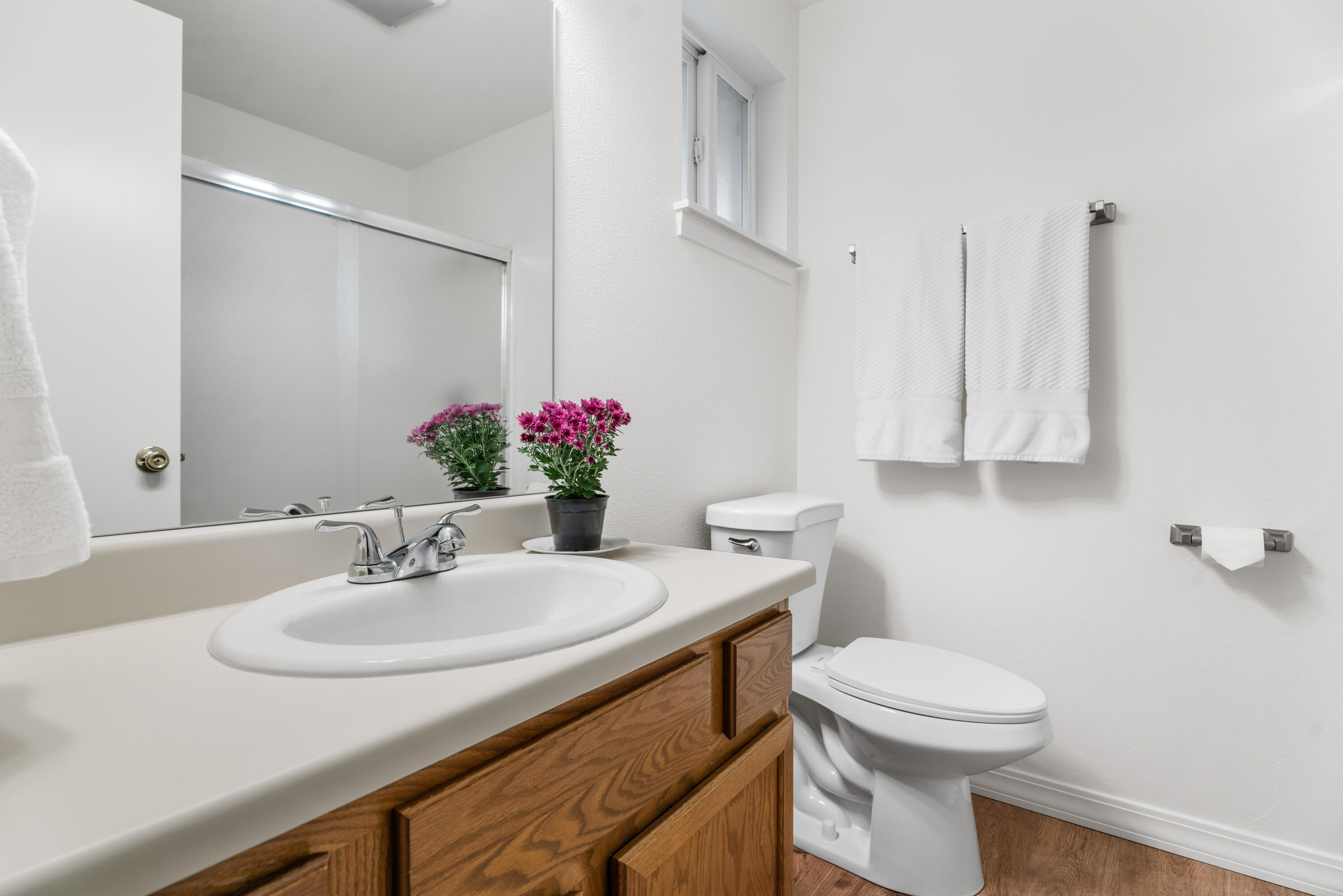 3128 SW Reindeer Avenue