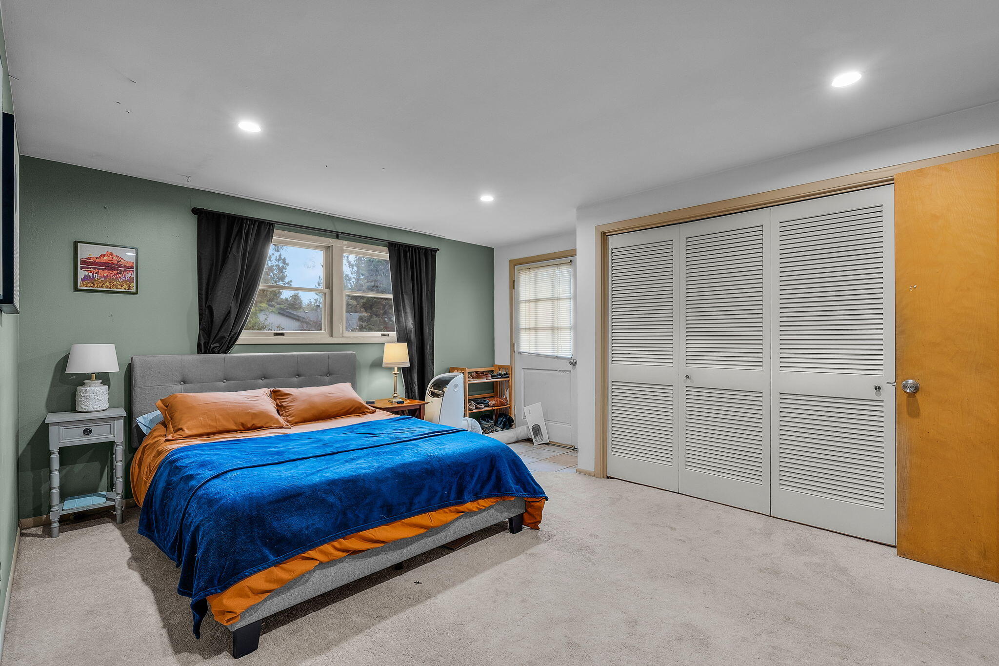 612 NE 11th Street Unit: 1 & 2